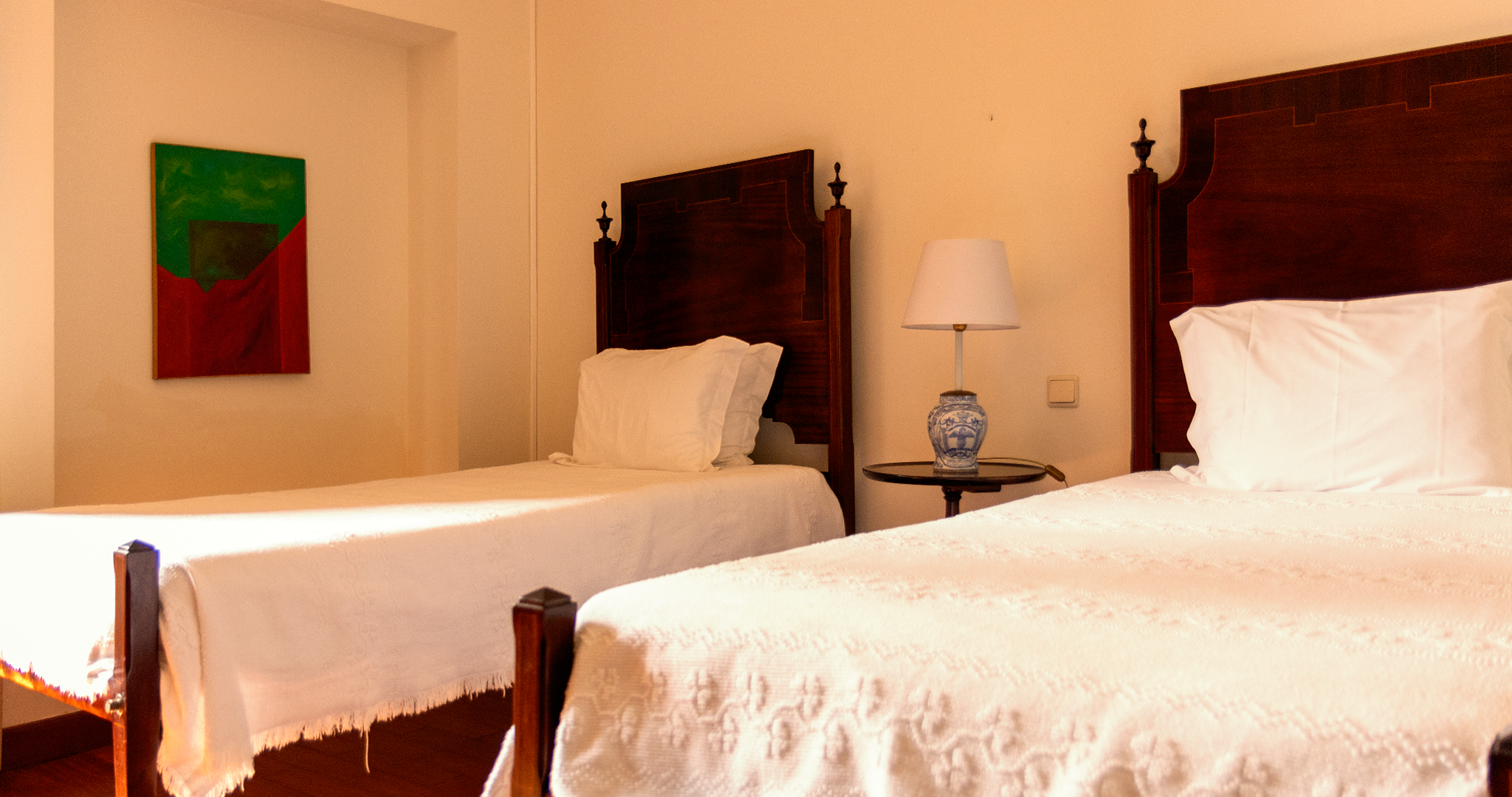 Twin Standard Non-Smoking