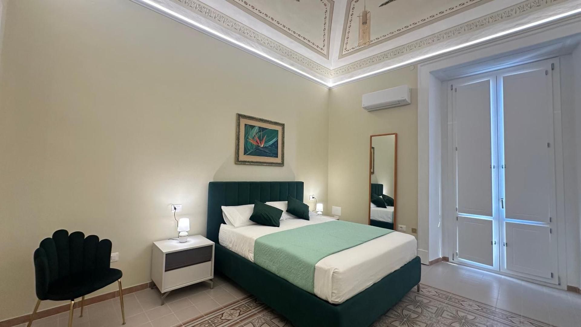 Tropea Vicoli Storici Adesi One-Bedroom Deluxe Apartment 2