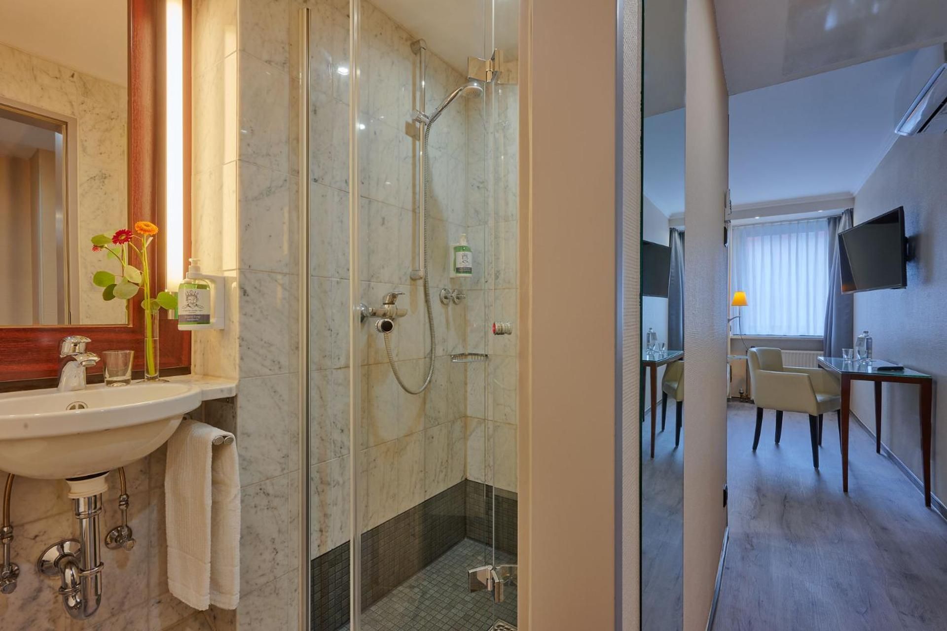 Business Single Room