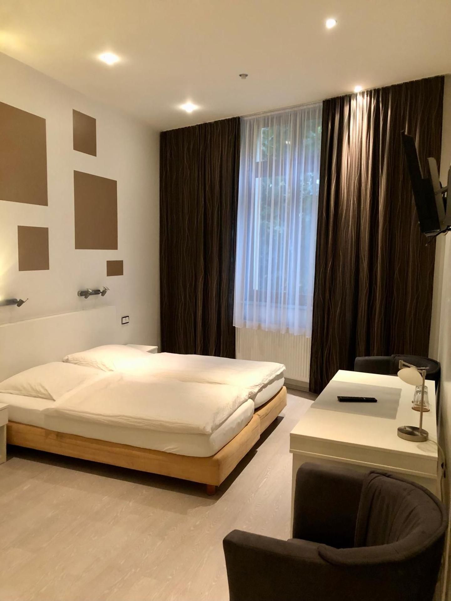 Hotel am Bahnhof Standard Double Room