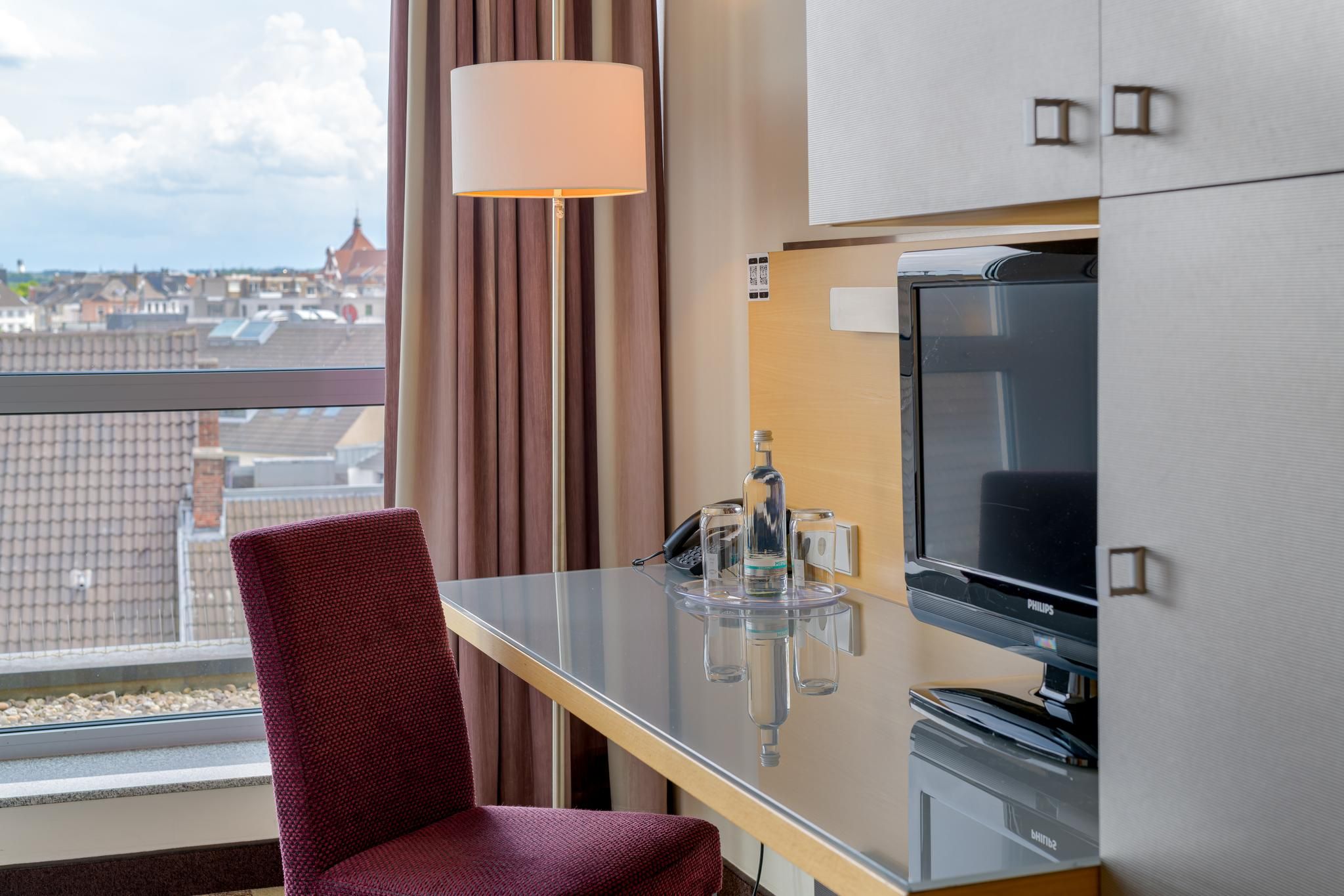 Mercure Hotel Aachen Am Dom Standard Queen Bed 3