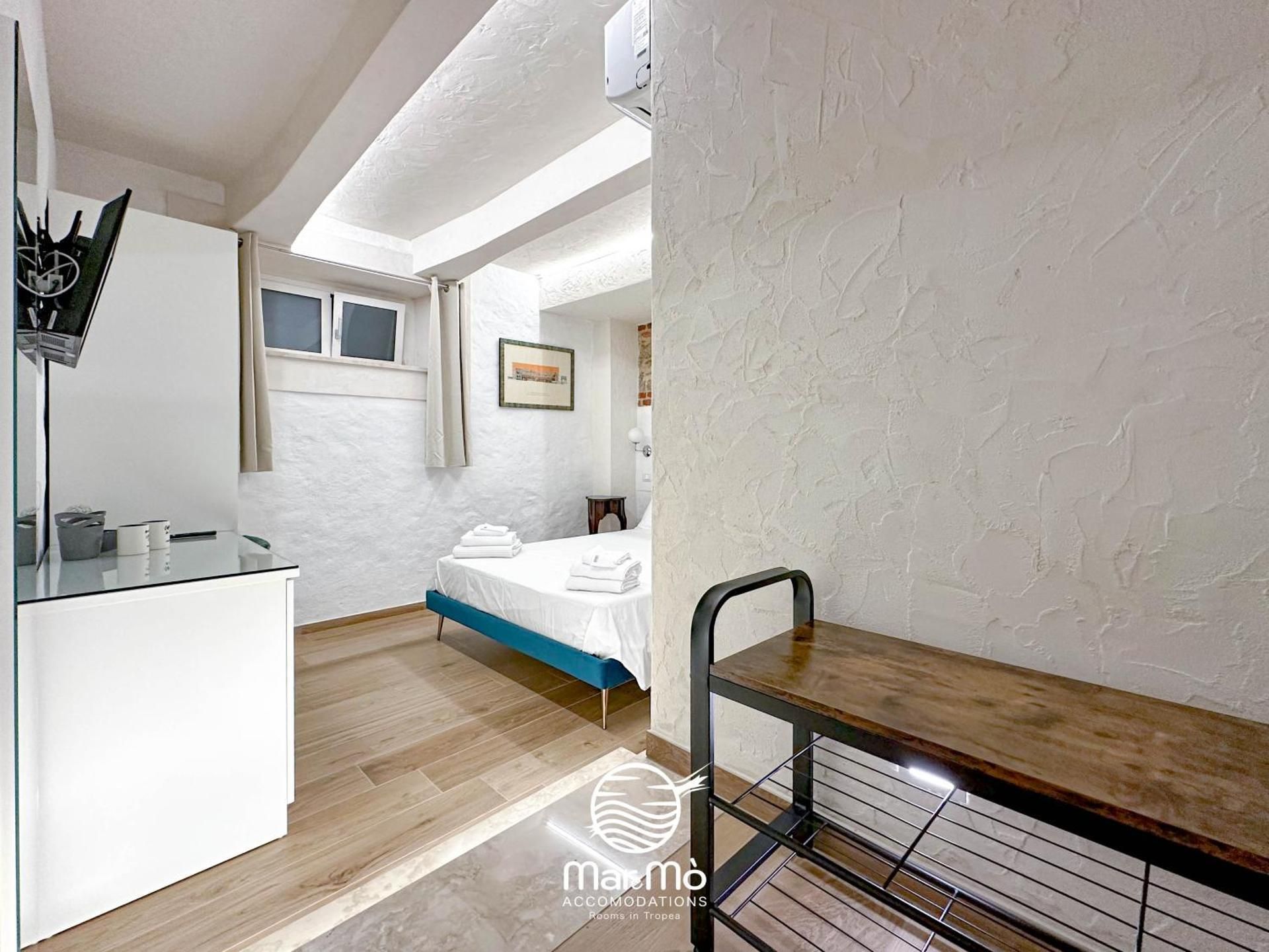 MareMo Accomodations - Rooms in Tropea Double Room 2