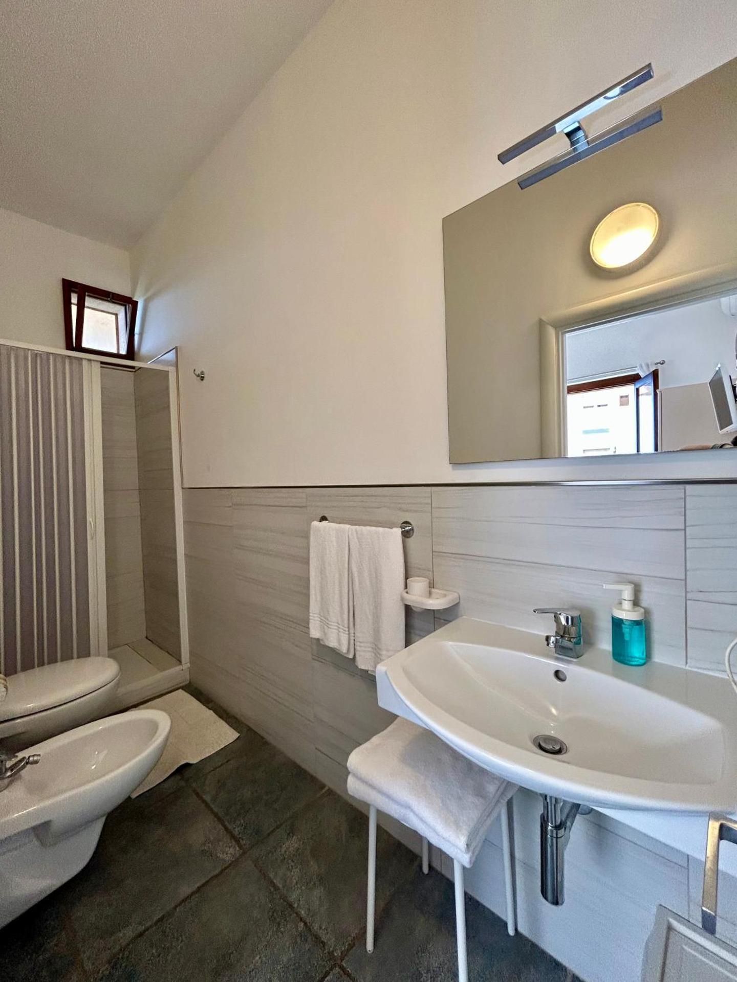 Economy Double Room with Sea View