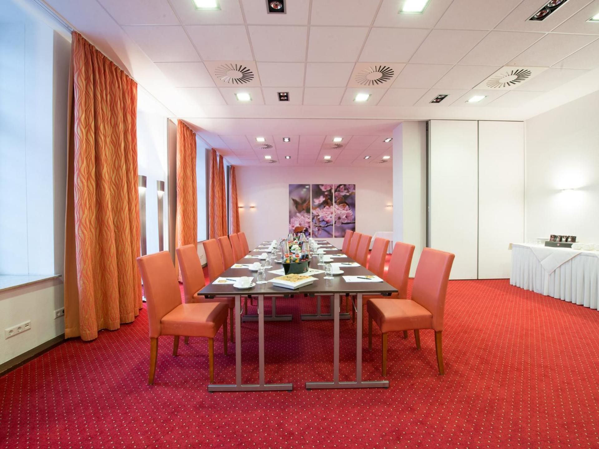meeting room / ballrooms