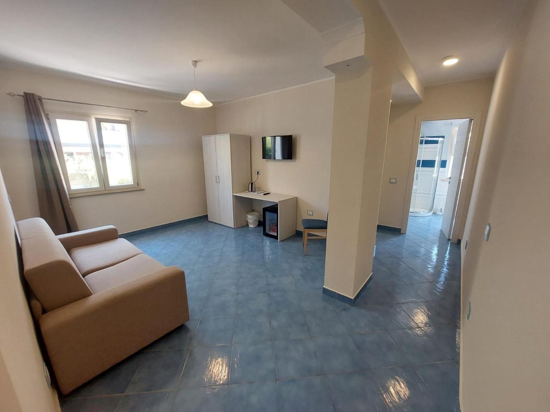 Deluxe Family Suite