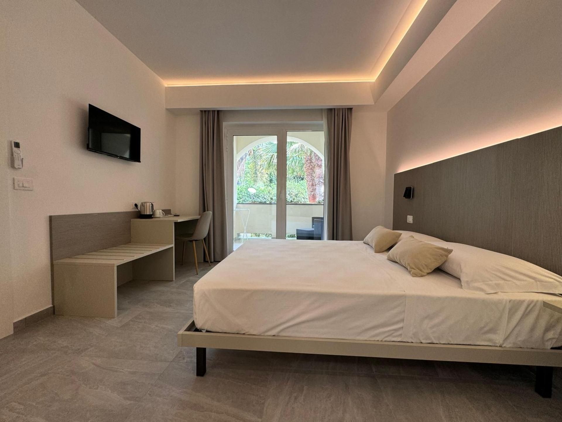 Double Room with Balcony