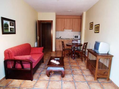 One-Bedroom Apartment (2 Adults)