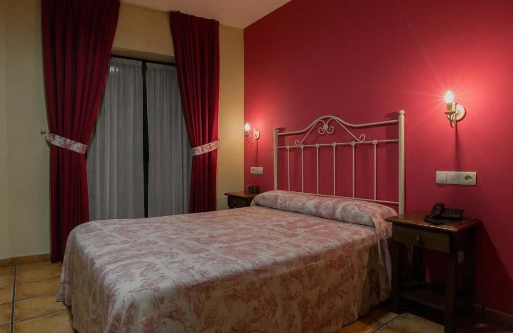 One-Bedroom Apartment (2 Adults + 2 Children)