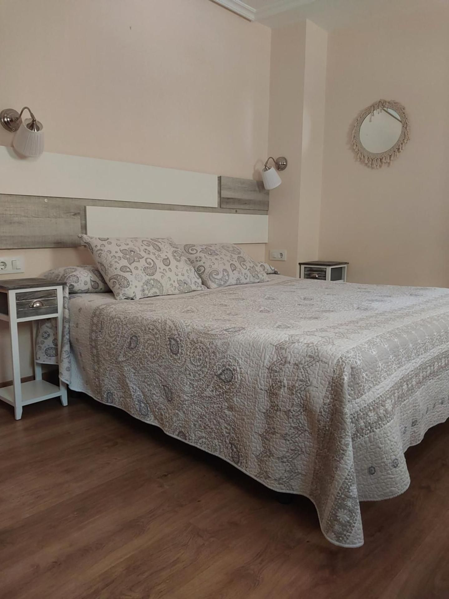Large Double or Twin Room