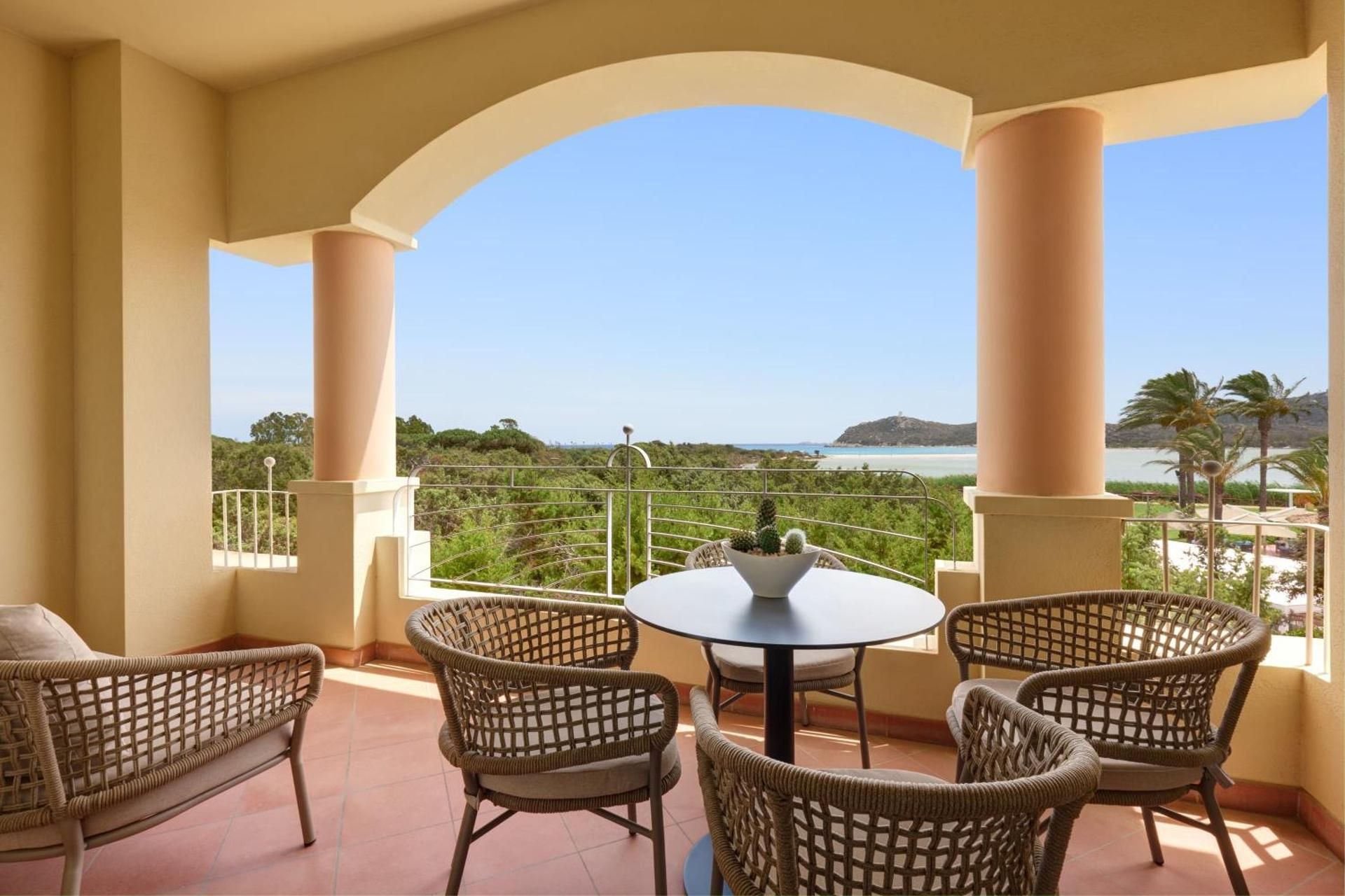 Junior Suite Bay Side