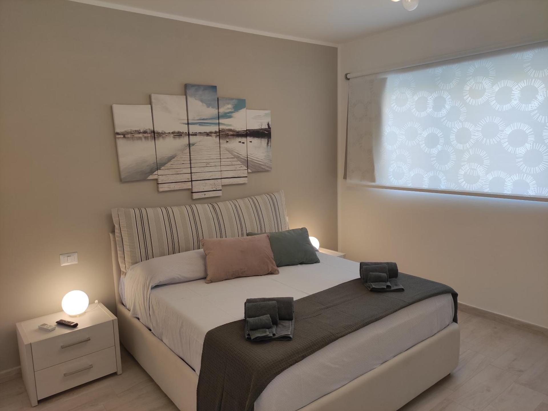 Deluxe Double Room with Shower