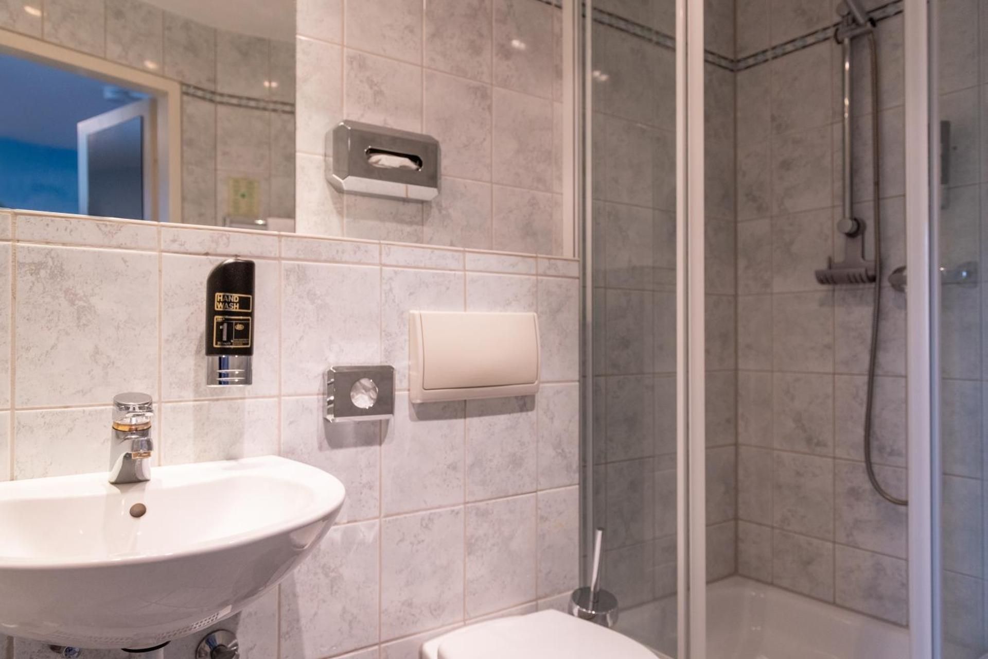 Standard Single Room