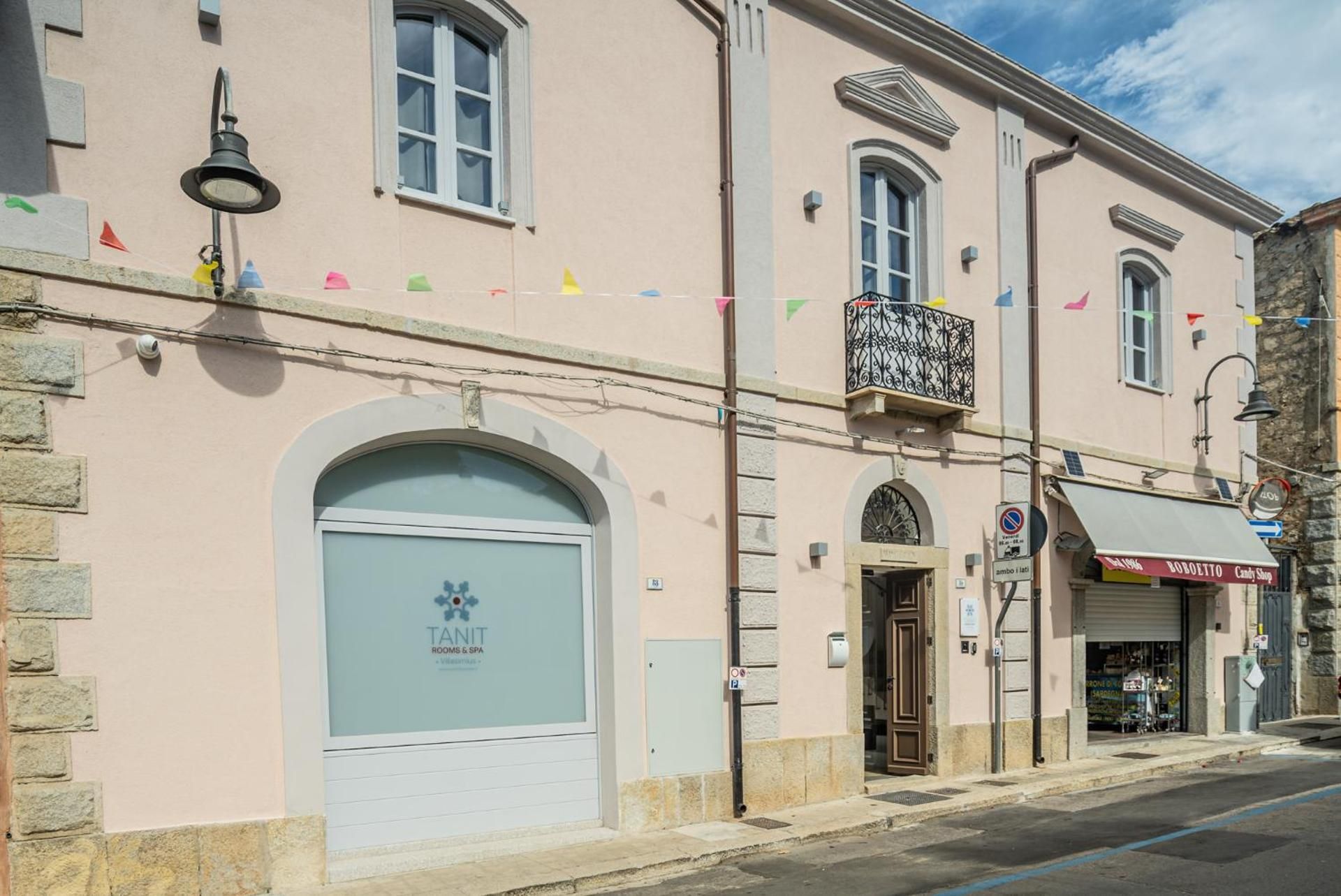 TANIT ROOMS & SPA