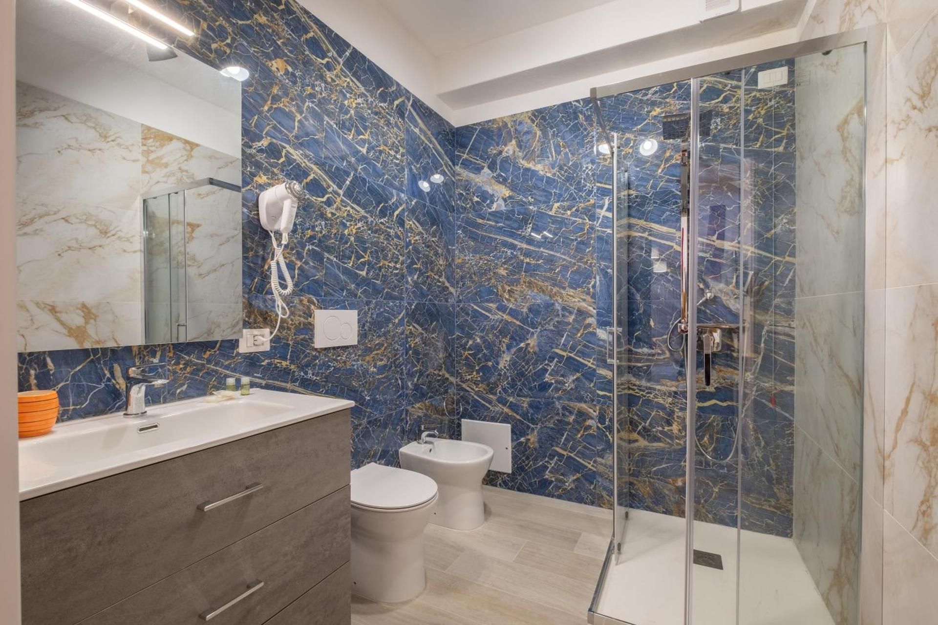 Triple Room with Private Bathroom