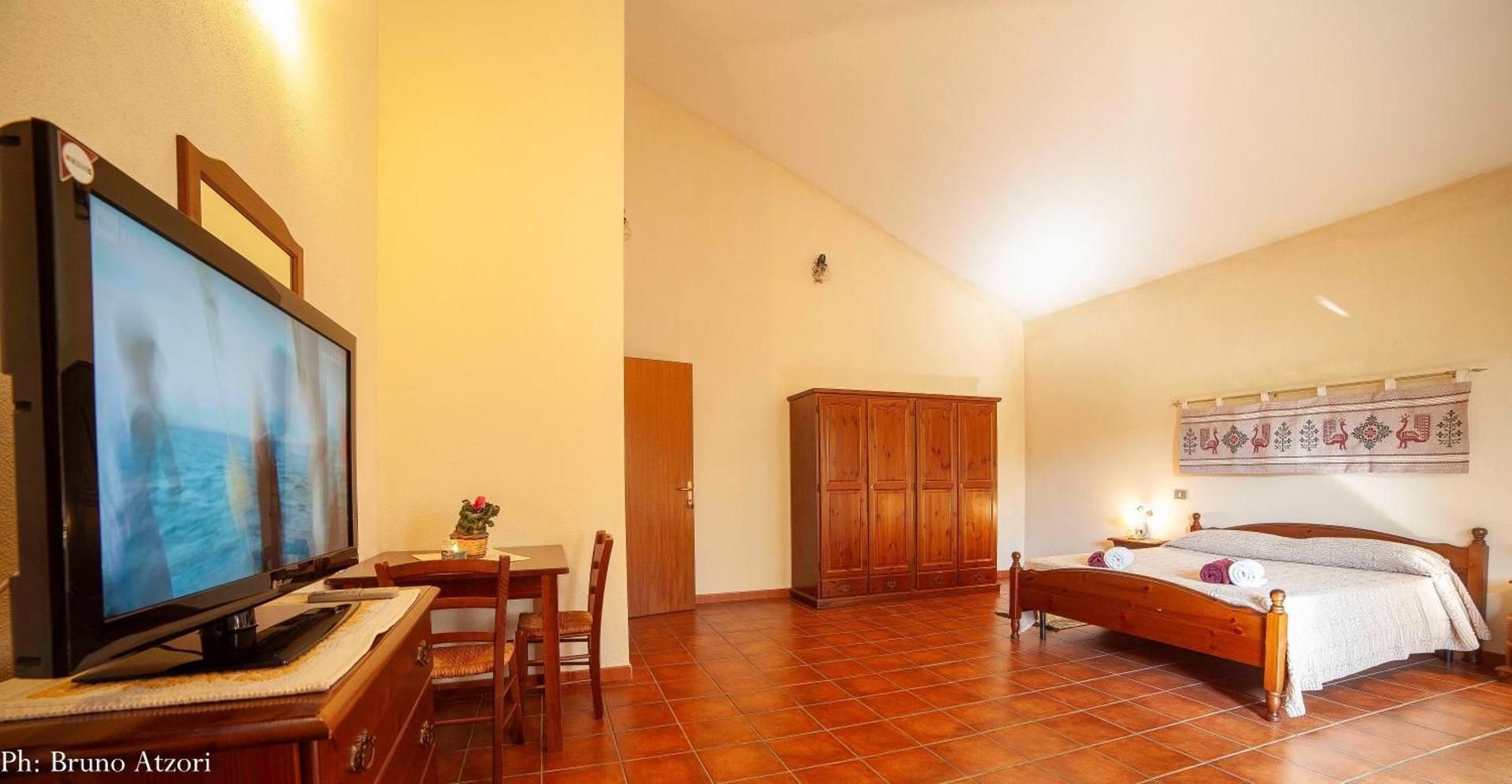 Triple Room with Private Bathroom