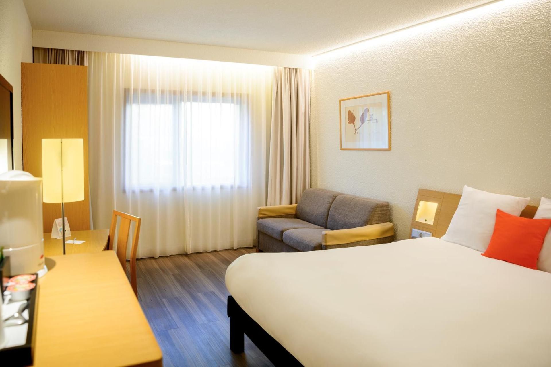 Novotel Porto Gaia Executive Room Sea View - 1 Queen Bed And 1 Sofa Bed 2