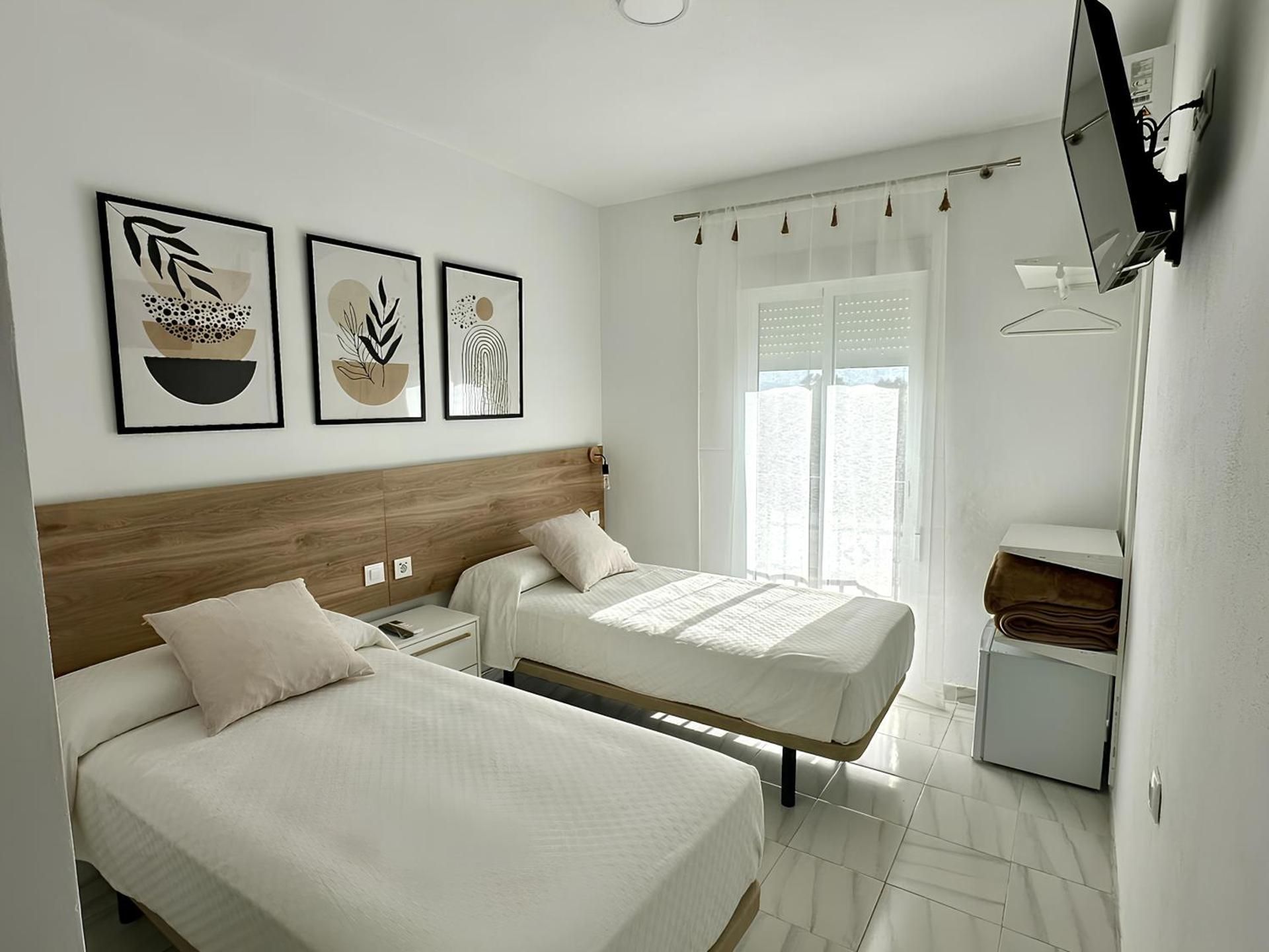 Standard Twin Room