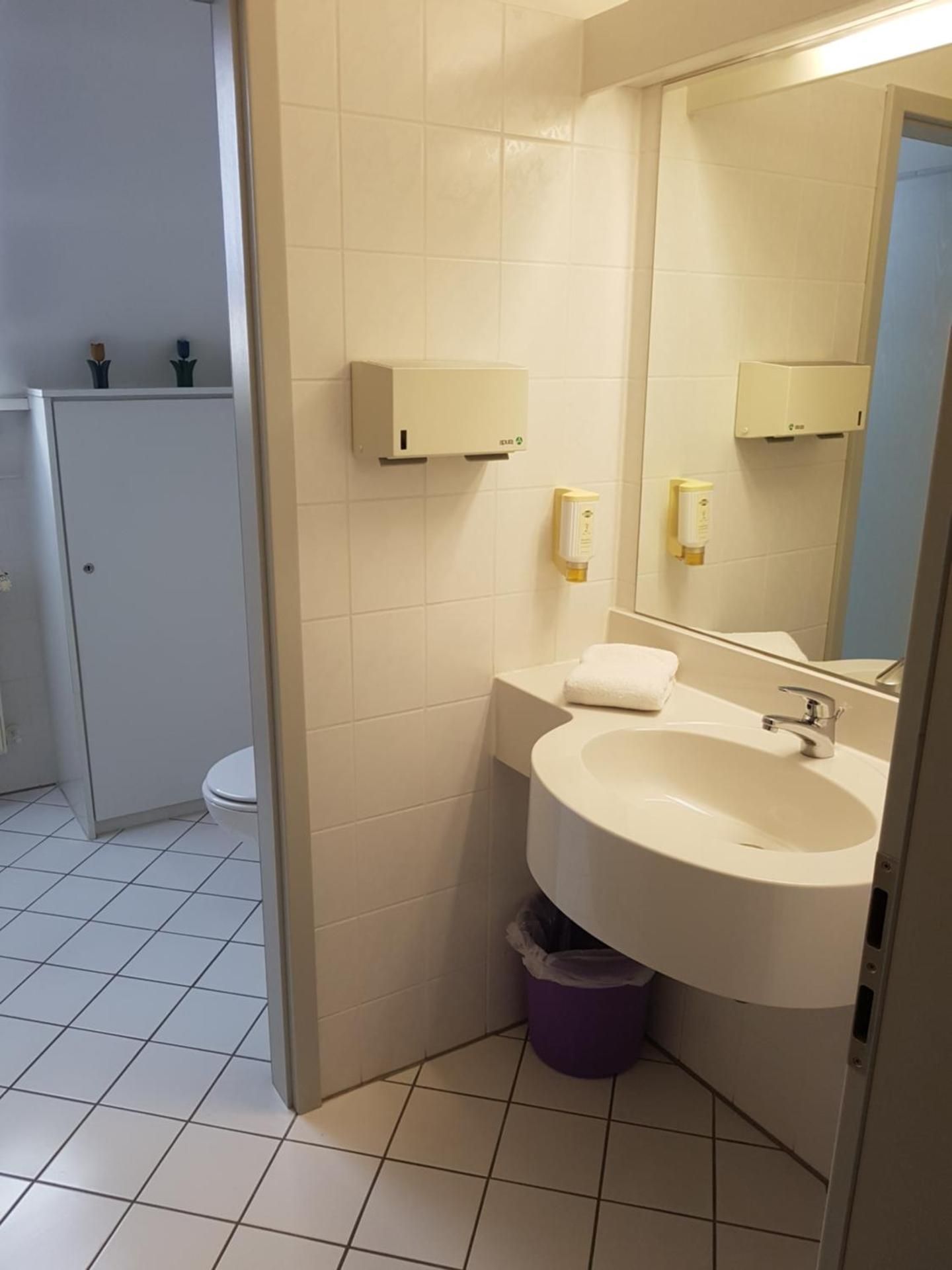 Single Room with Private External Bathroom