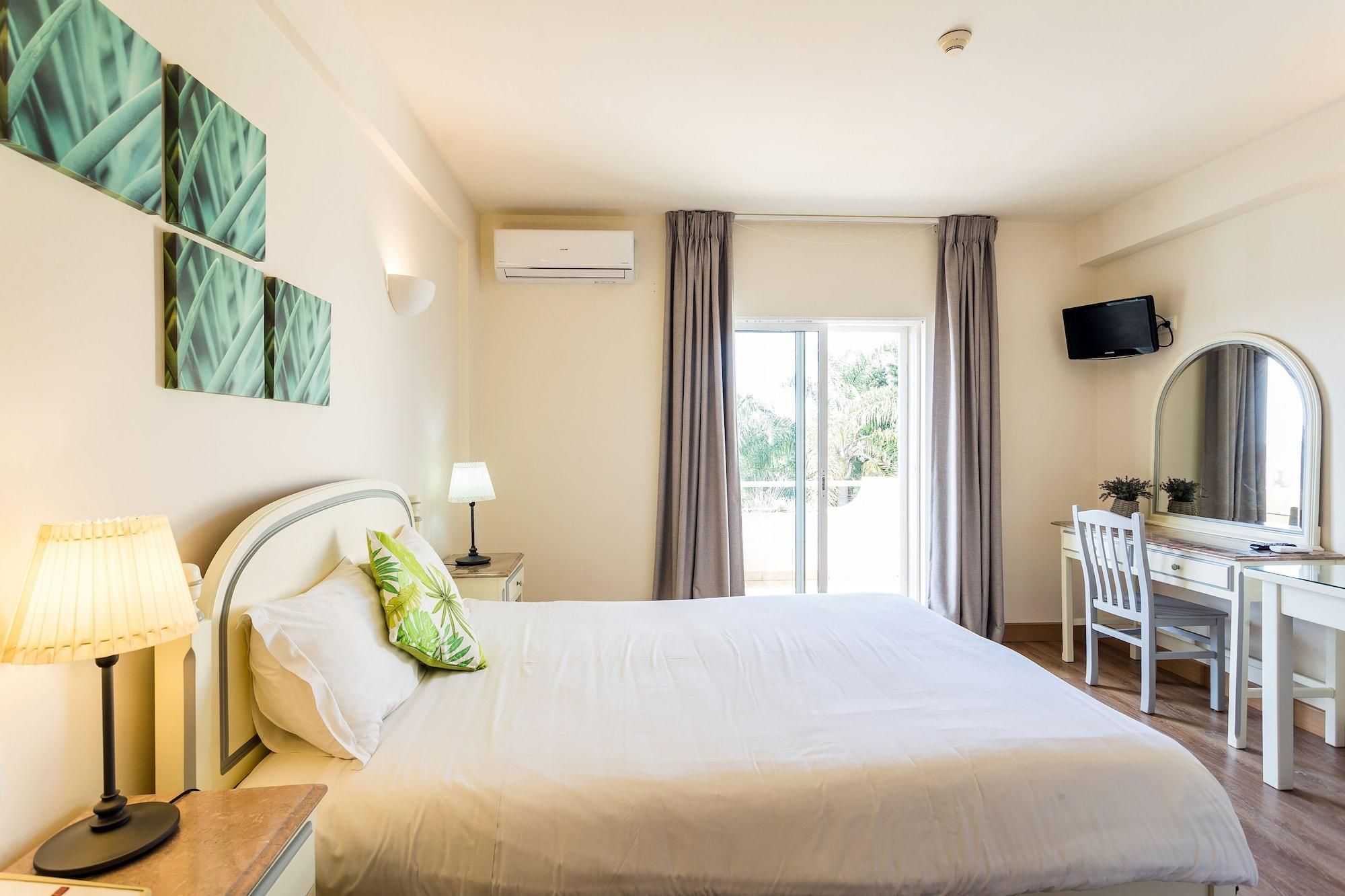 358004f5aaa6d96ddd39c163a22c2c73