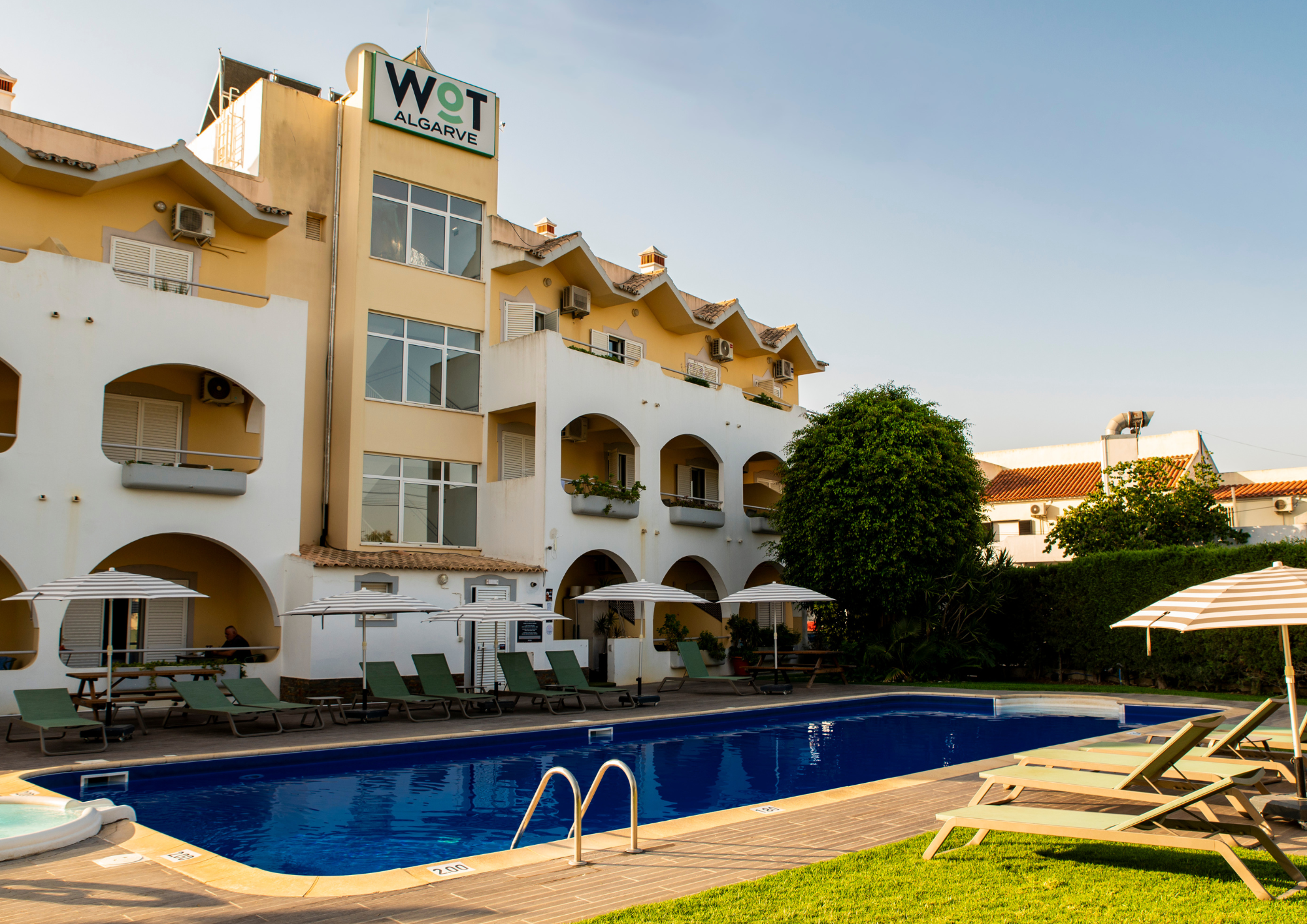 404b2aab1b6cd9d037d53dd27e4f70dc