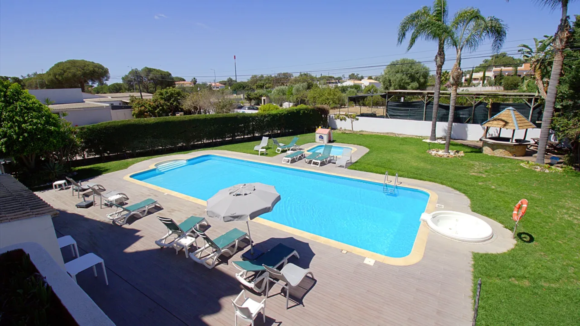 b06d8f02c218aa796e2344ce236b4abf