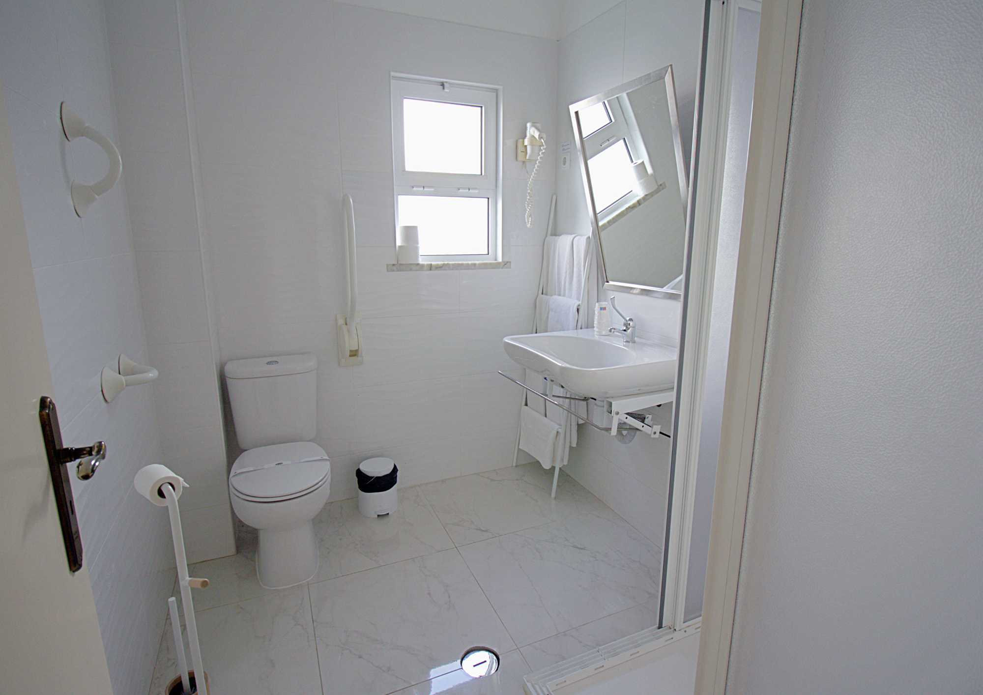 WOT Algarve Two Bedroom Apartment 3