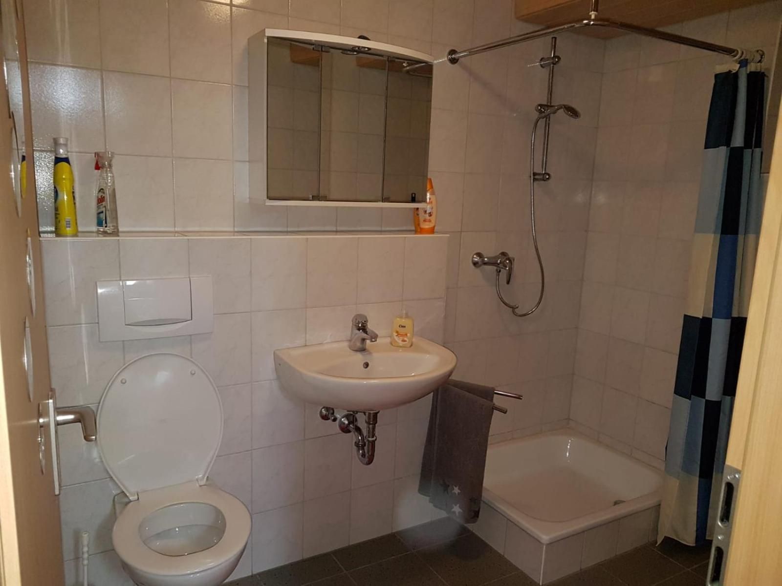 Studio Apartment