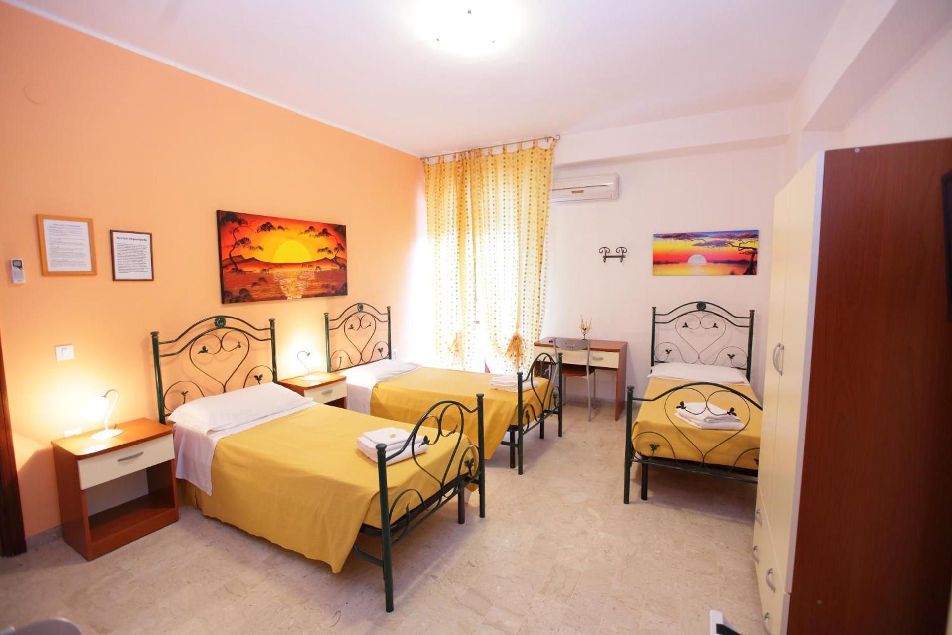 Twin Room with Shared Bathroom