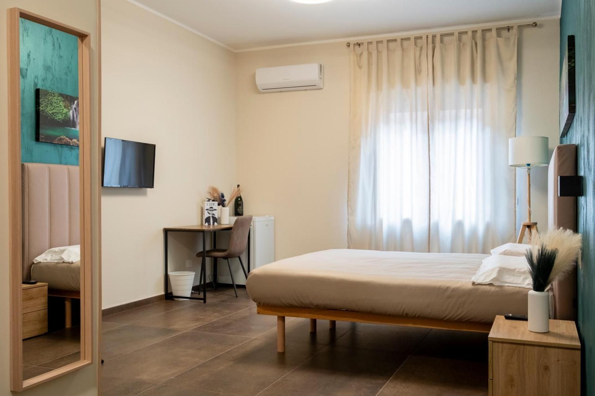 Superior King Room