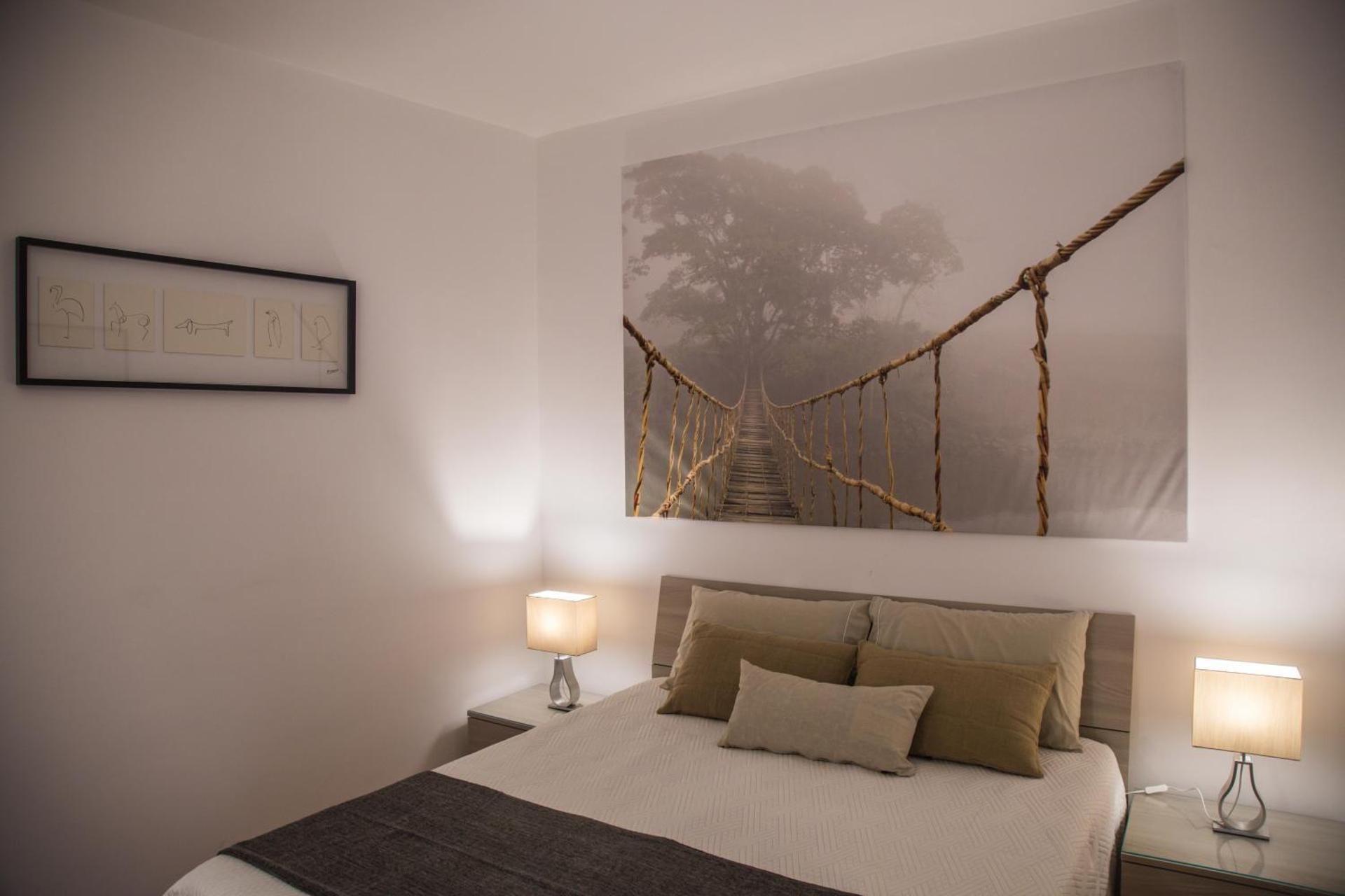 Large One-Bedroom Apartment with Balcony
