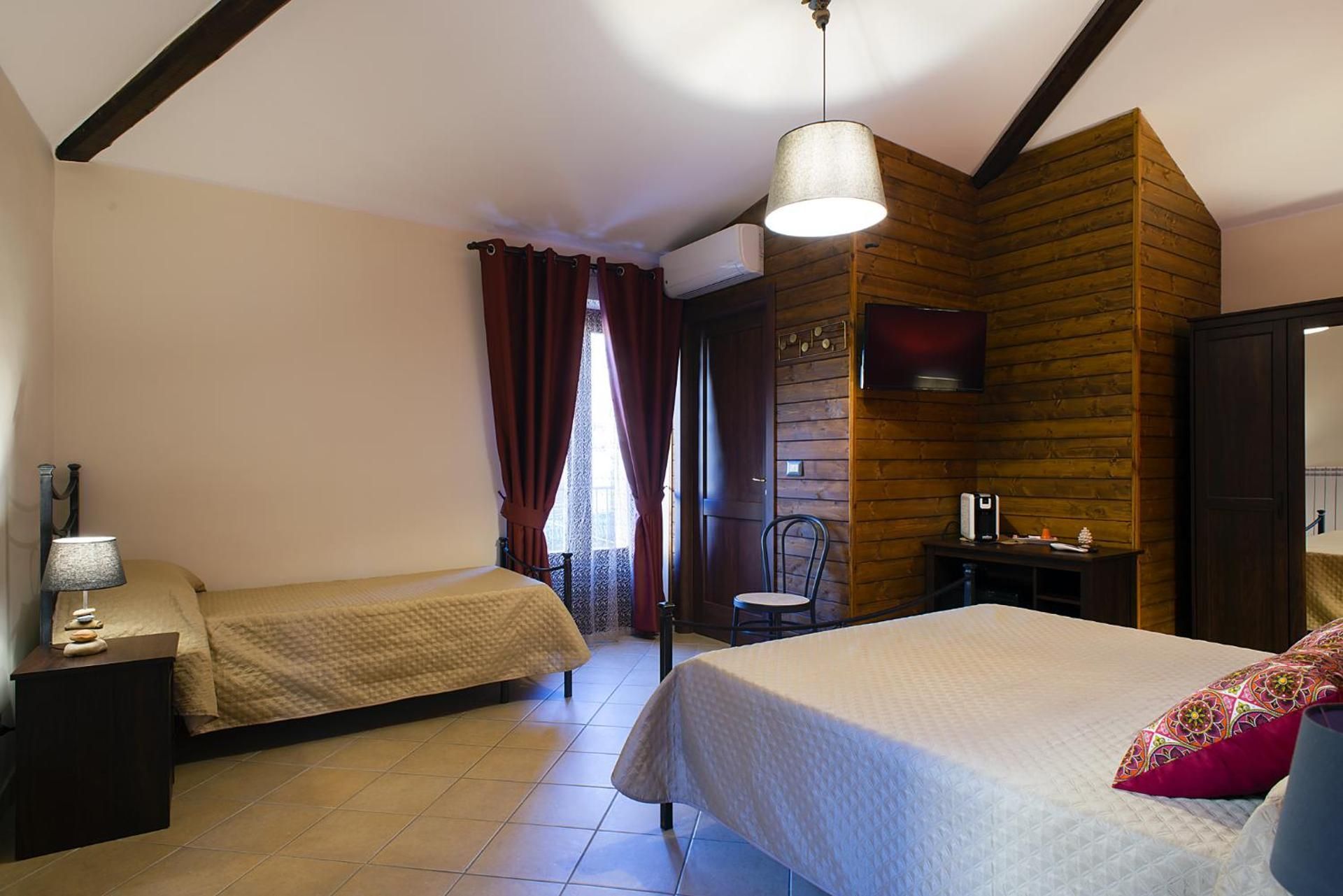 Triple Room with Garden View