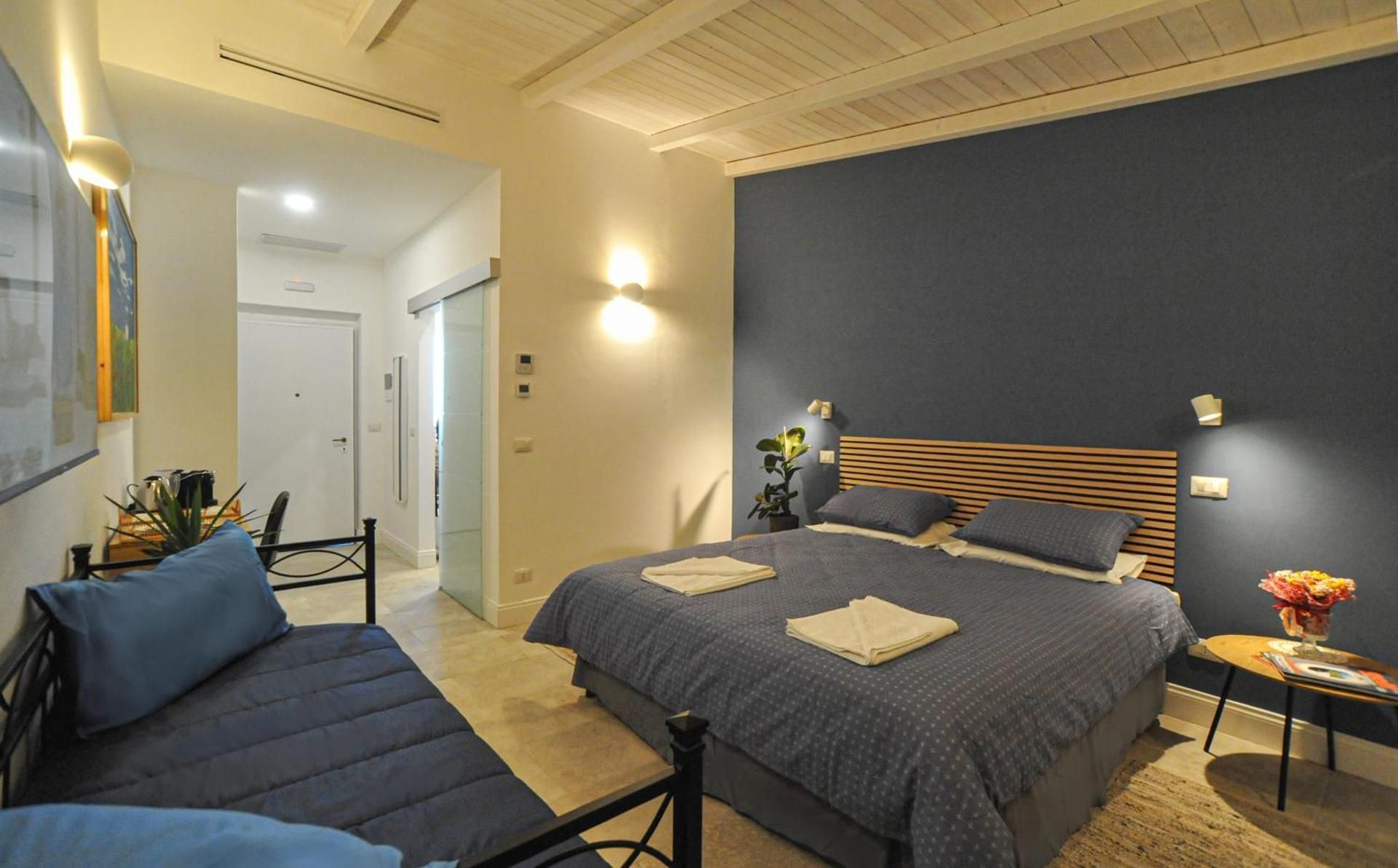 Triple Room with Terrace