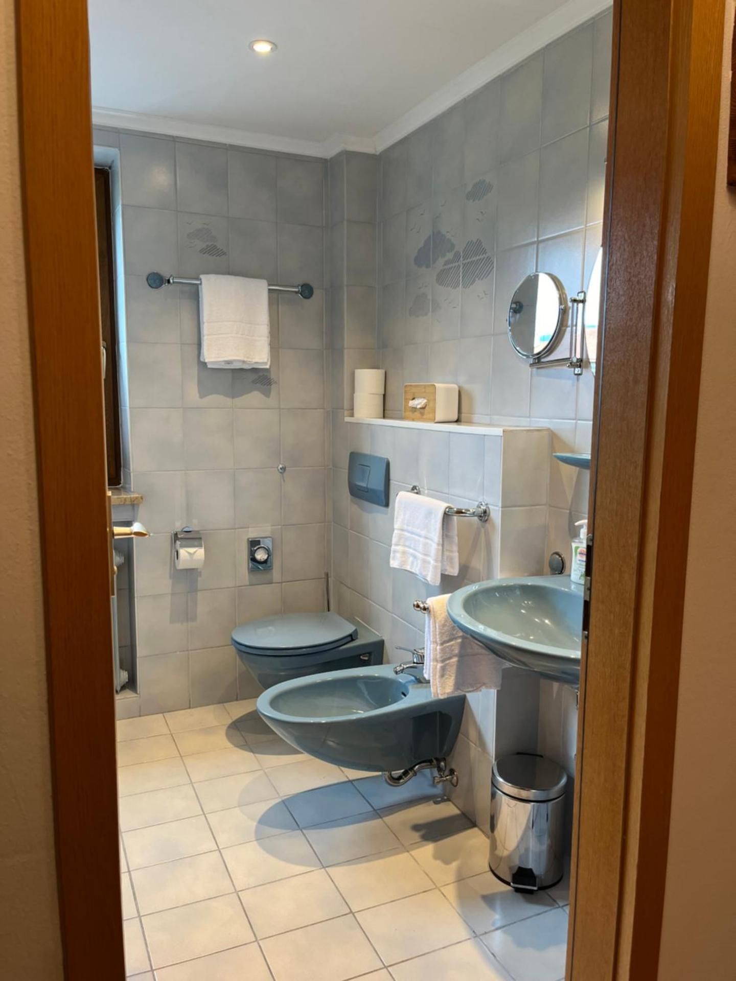 Studio-Appartement mit separater Küche