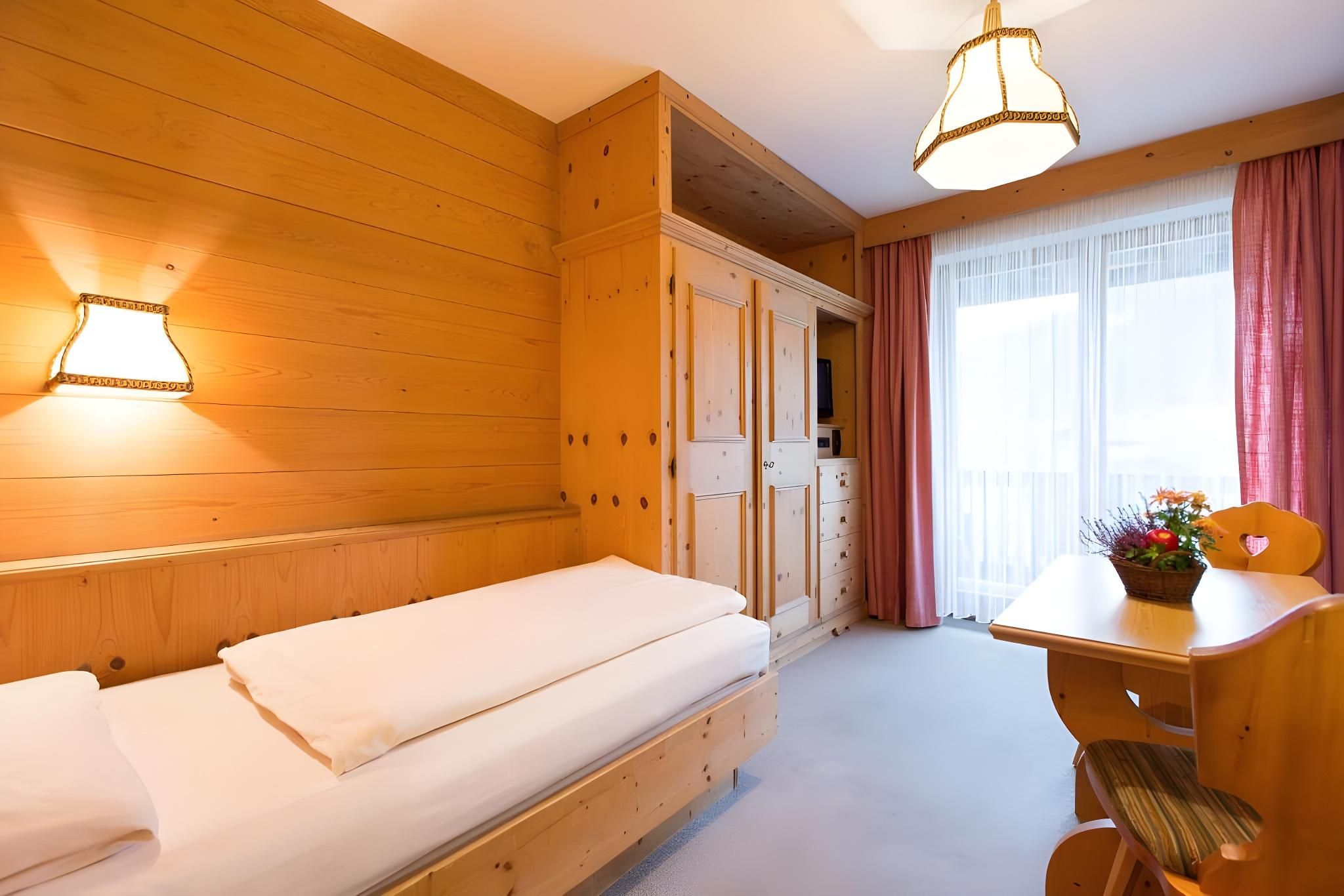 Comfort Single Room