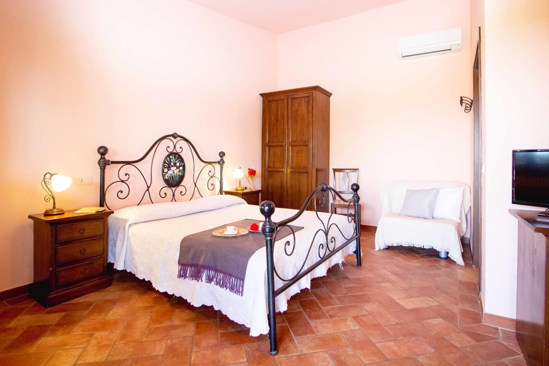 Quadruple Room with Terrace