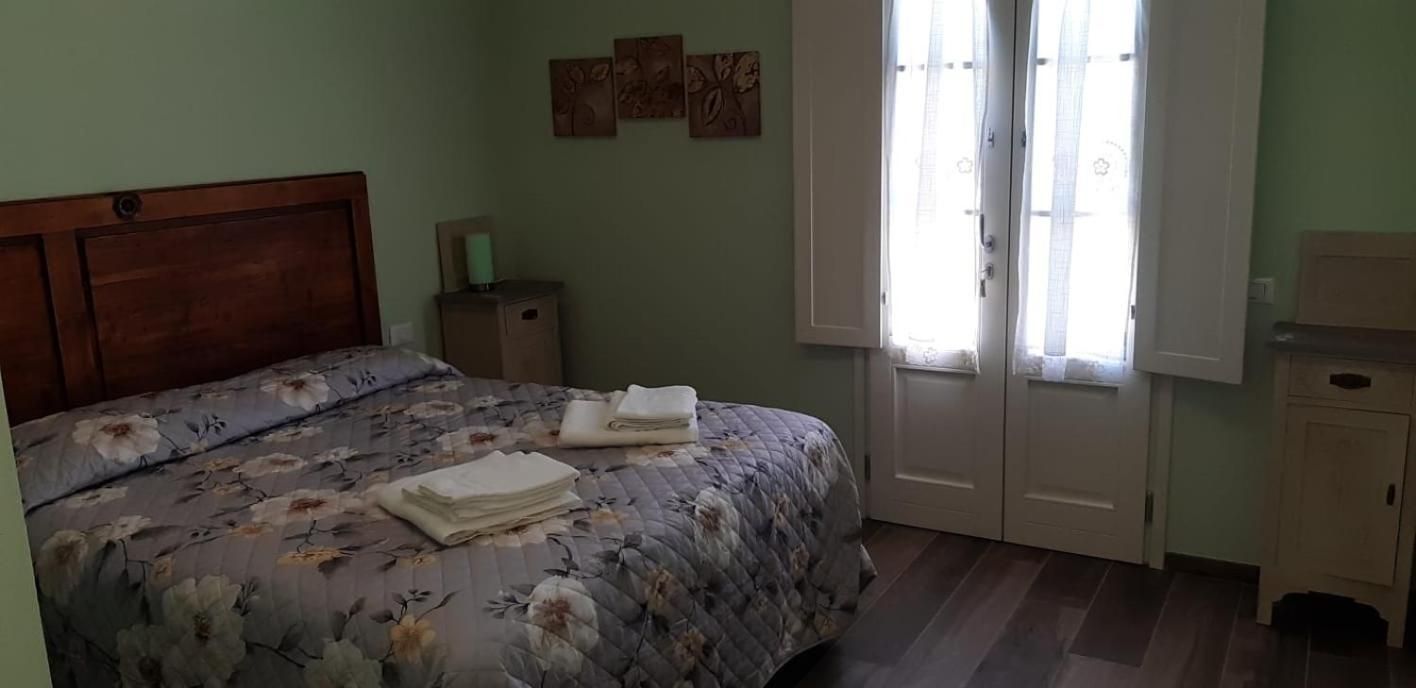 Agriturismo Pretenzano King Room with Roll-In Shower - Disability Access 3