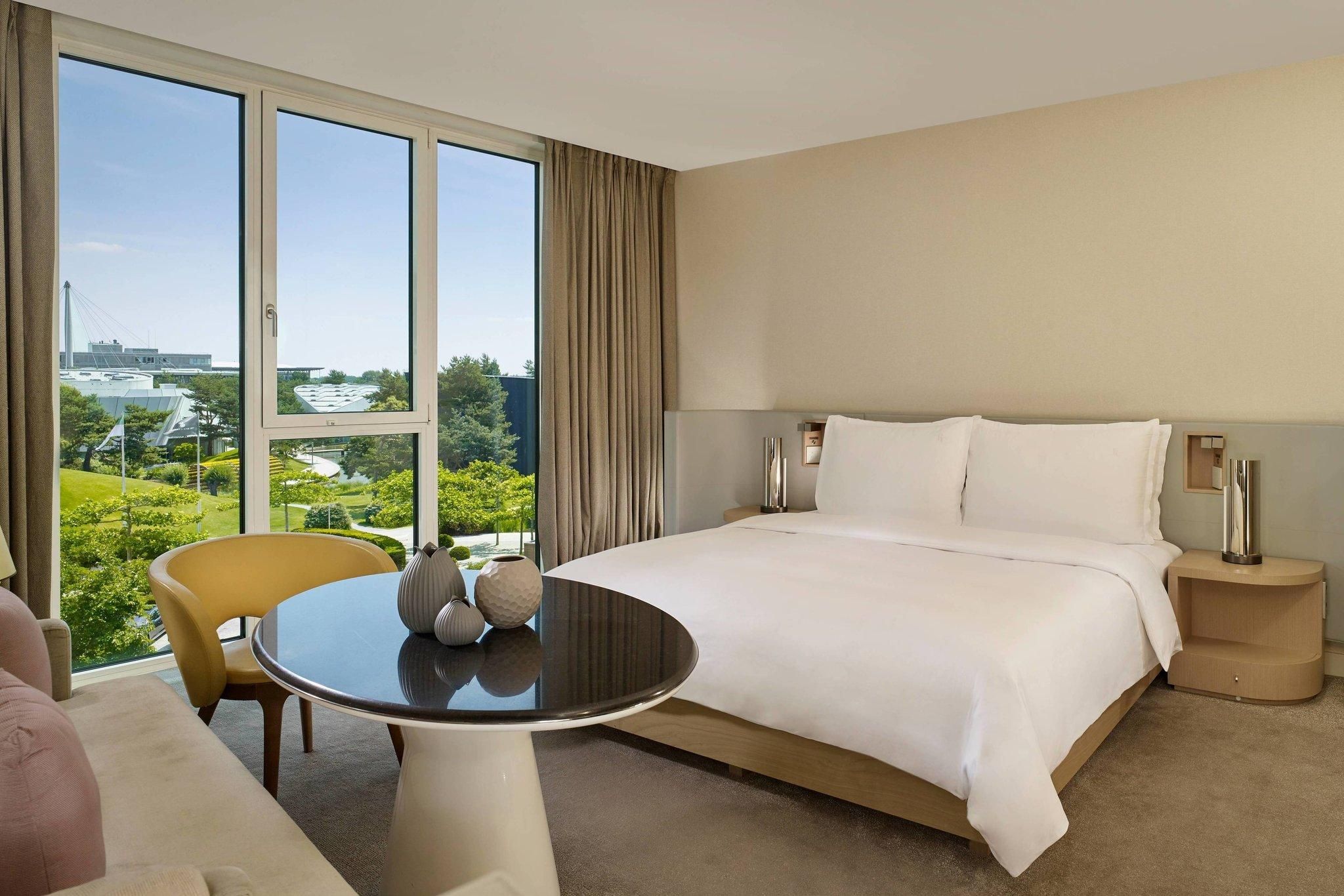 Guest Room, 1 King