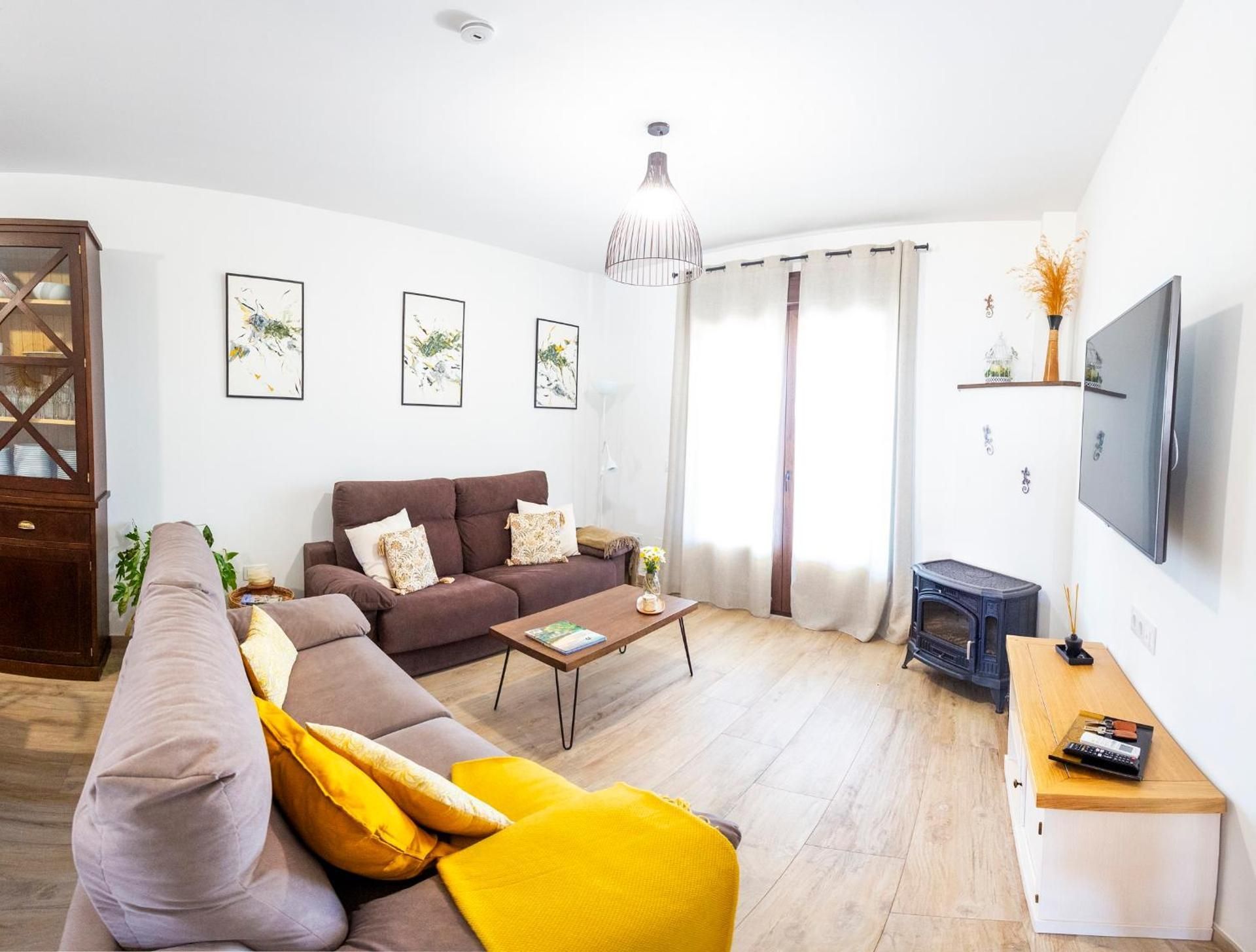 One Bedroom Apartment