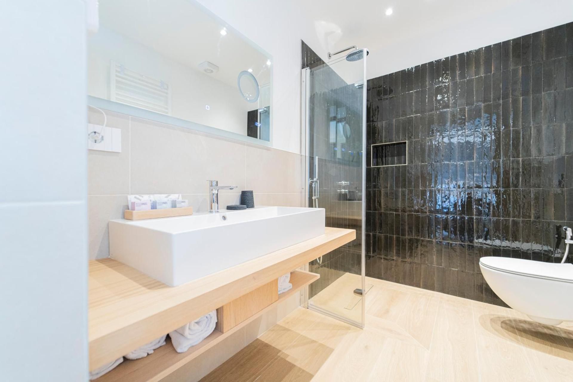 B&B Lo Zefiro Deluxe Double or Twin Room with Sea View 3