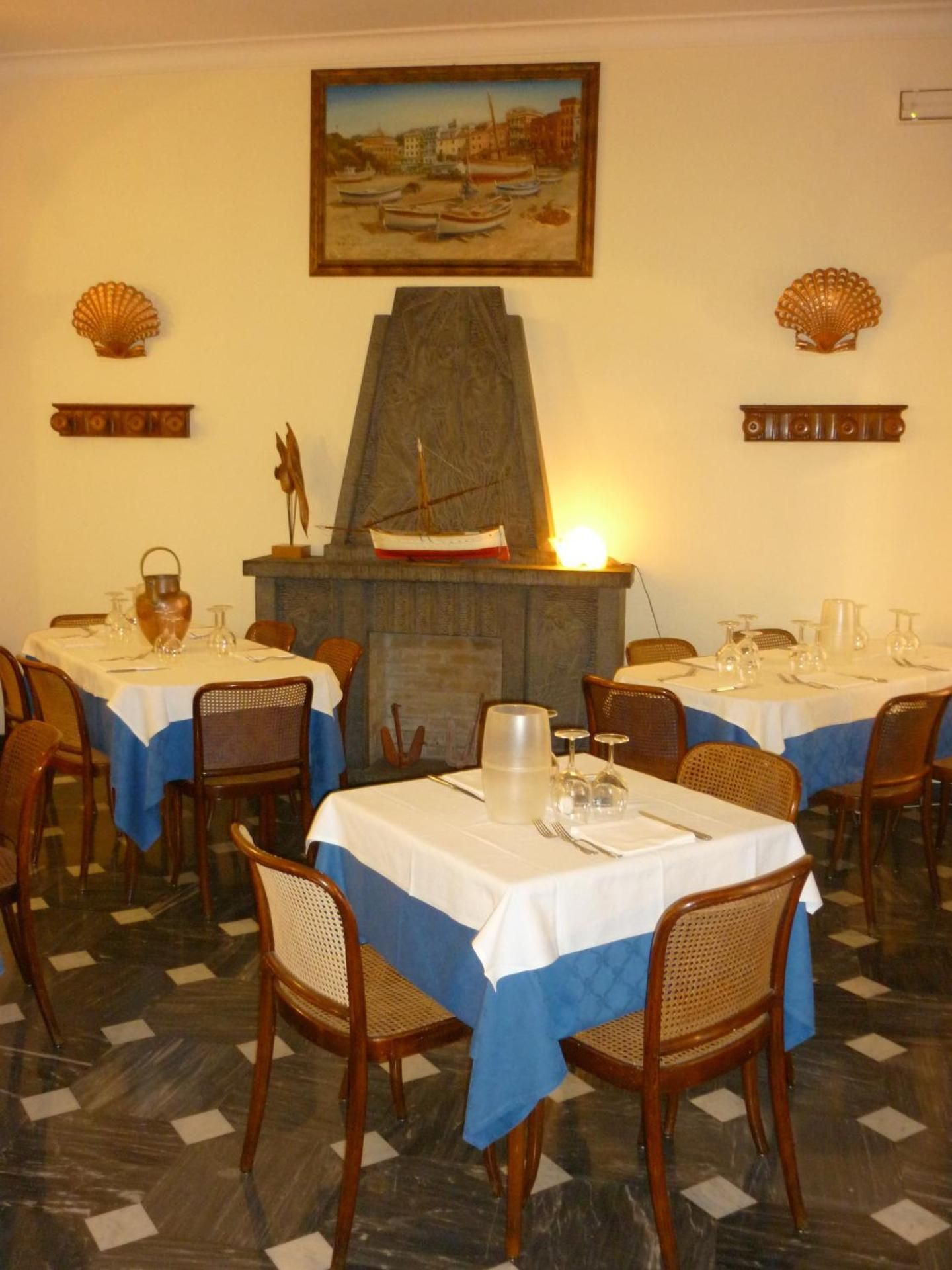 restaurant