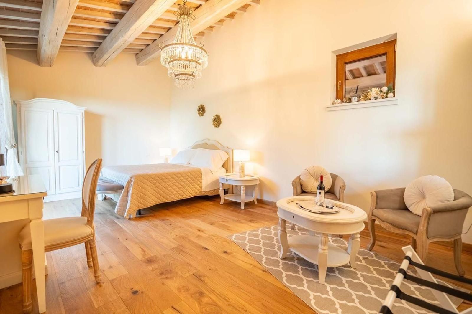 Suite with Spa Bath
