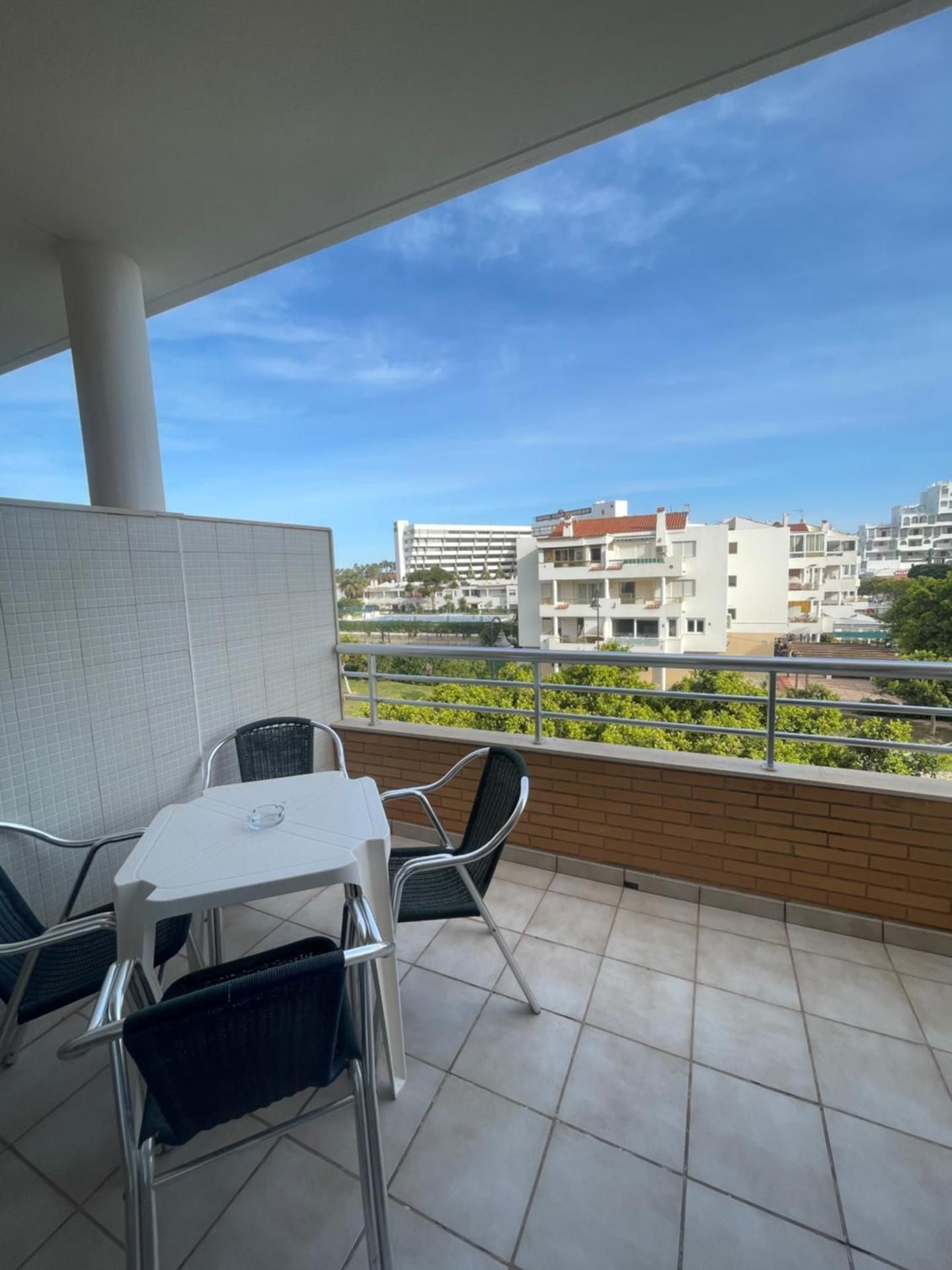 Two-Bedroom Apartment (4 Adults + 2 Children)