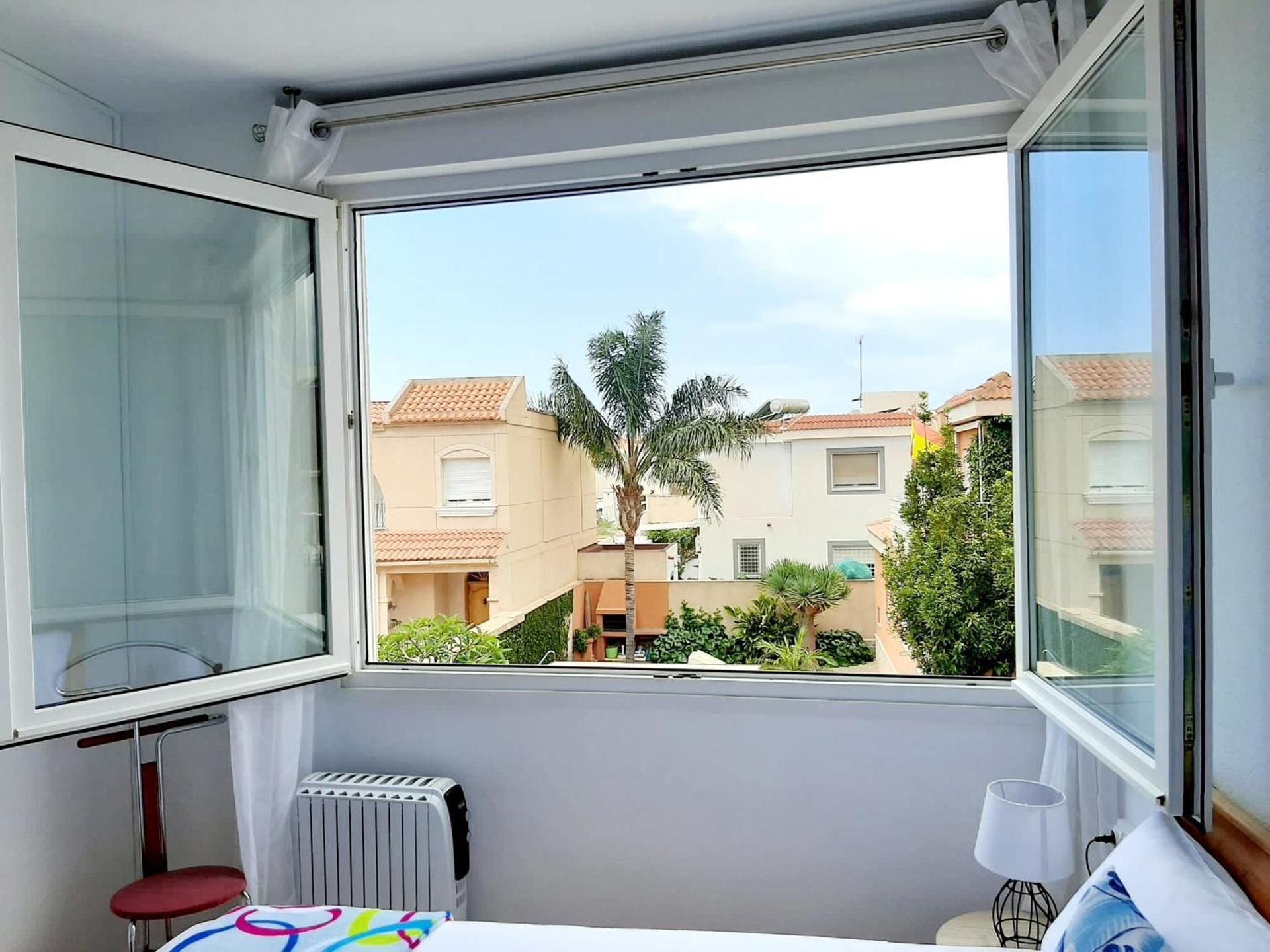 Double or Twin Room with Private Bathroom