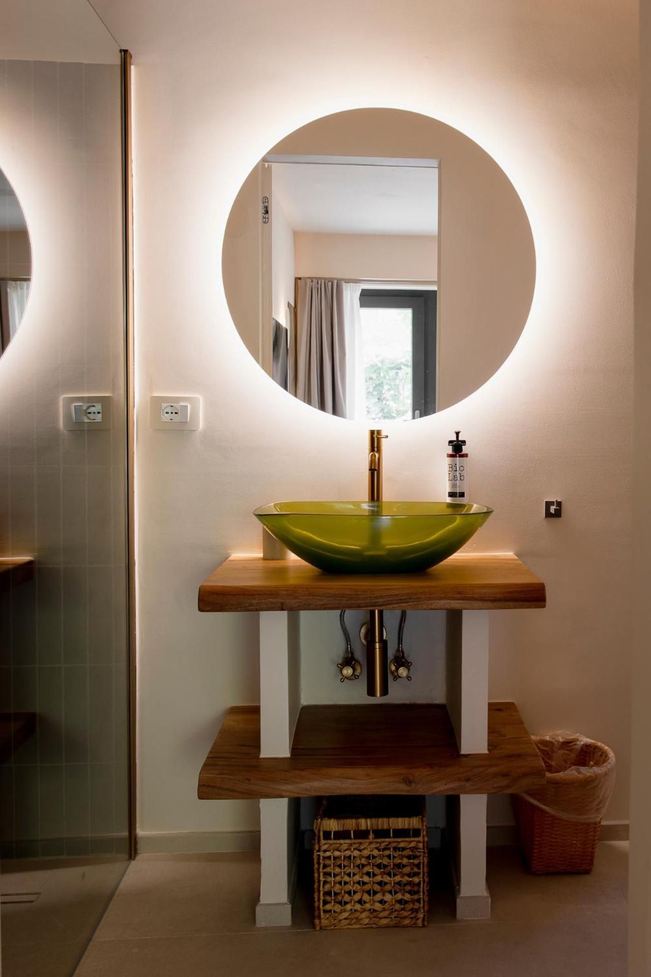 Double or Twin Room with Private Bathroom