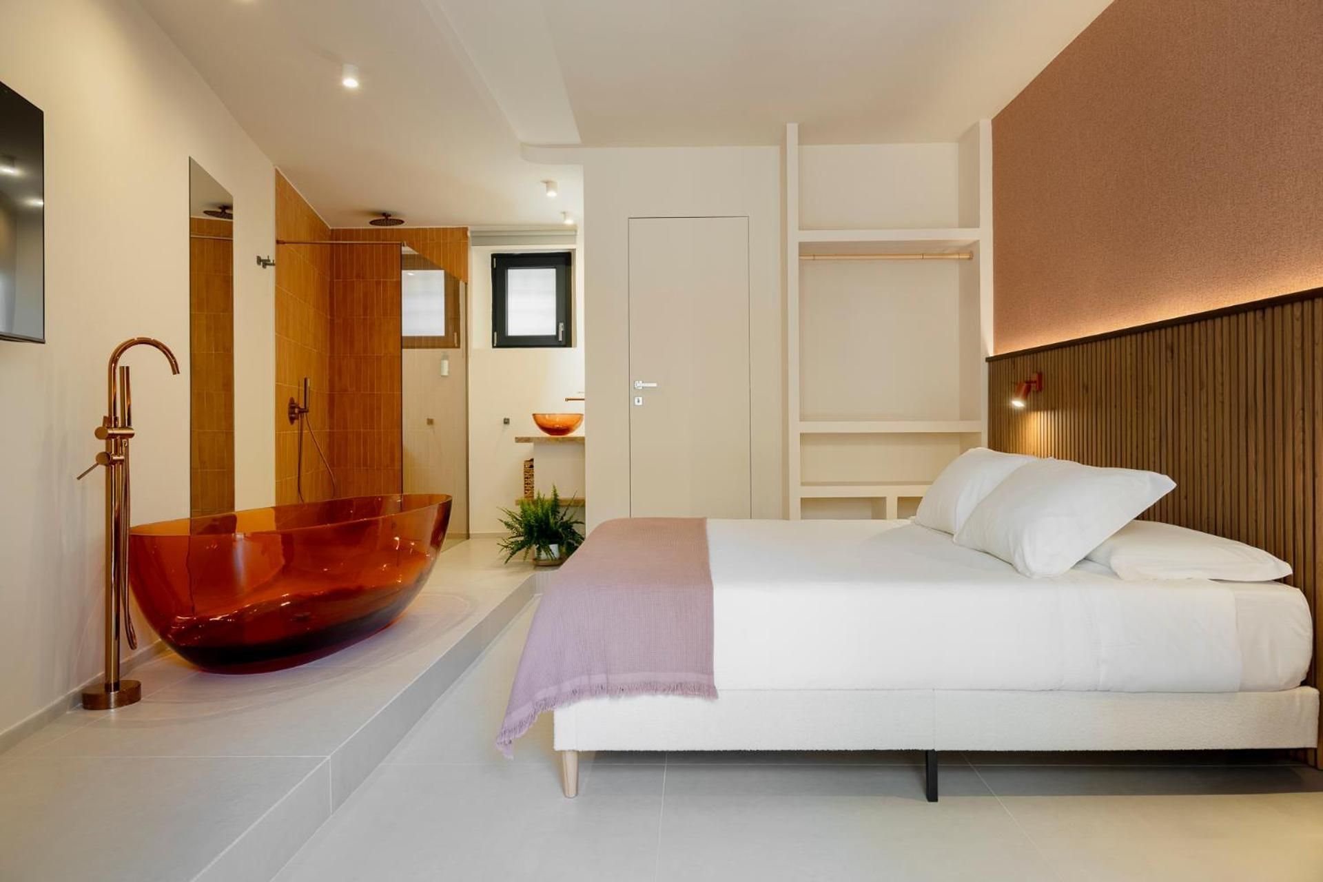 Deluxe Double Room with Bath