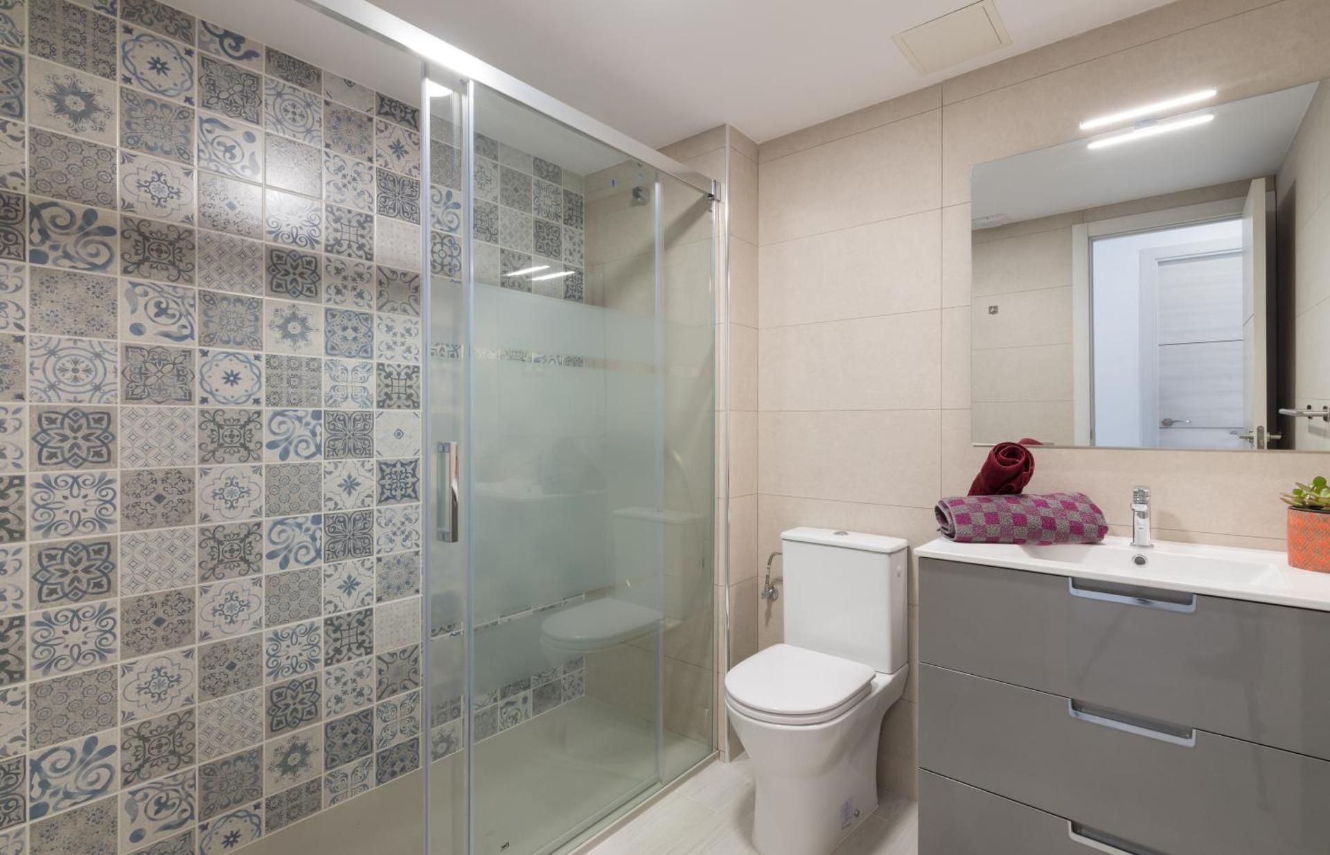 Arquus Little Hawaii One-Bedroom Apartment