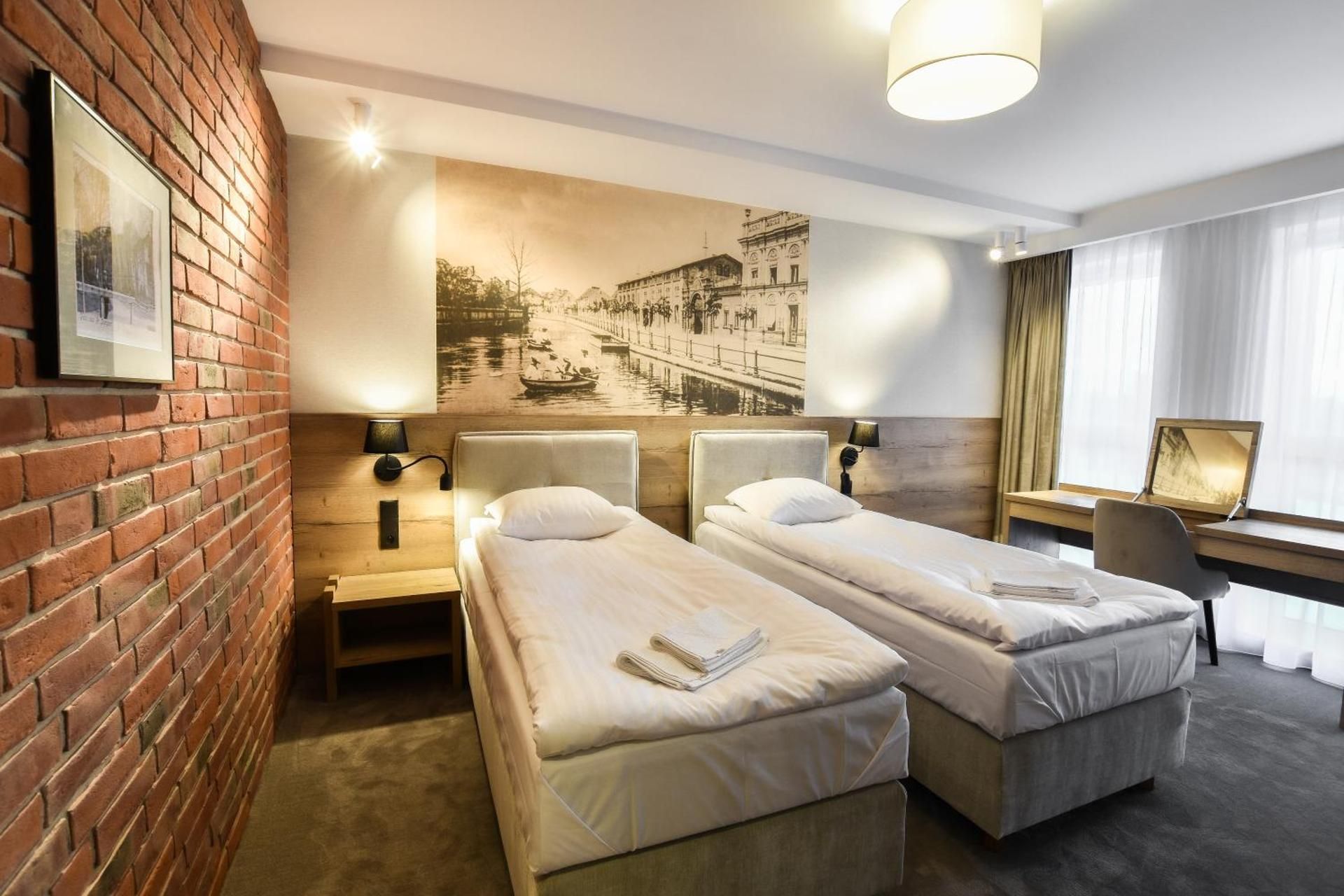 Deluxe Double or Twin Room