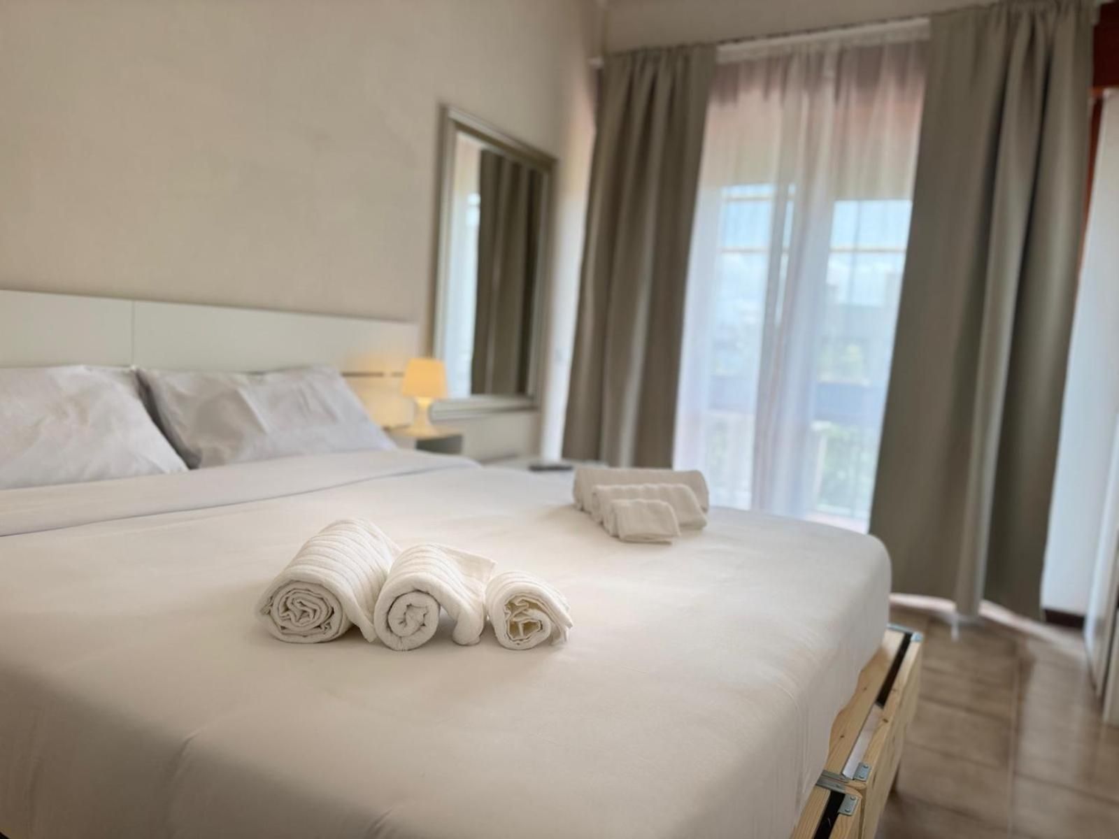Deluxe Double or Twin Room with Balcony