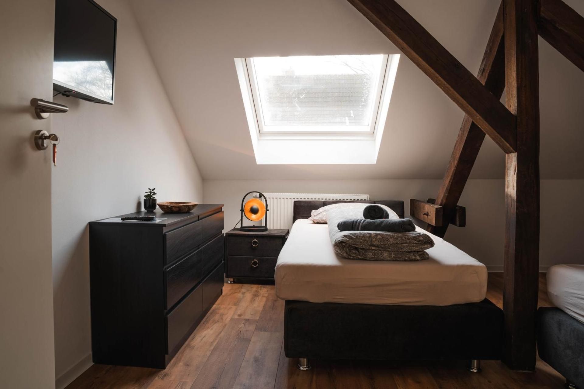 Double Room with Shared Bathroom