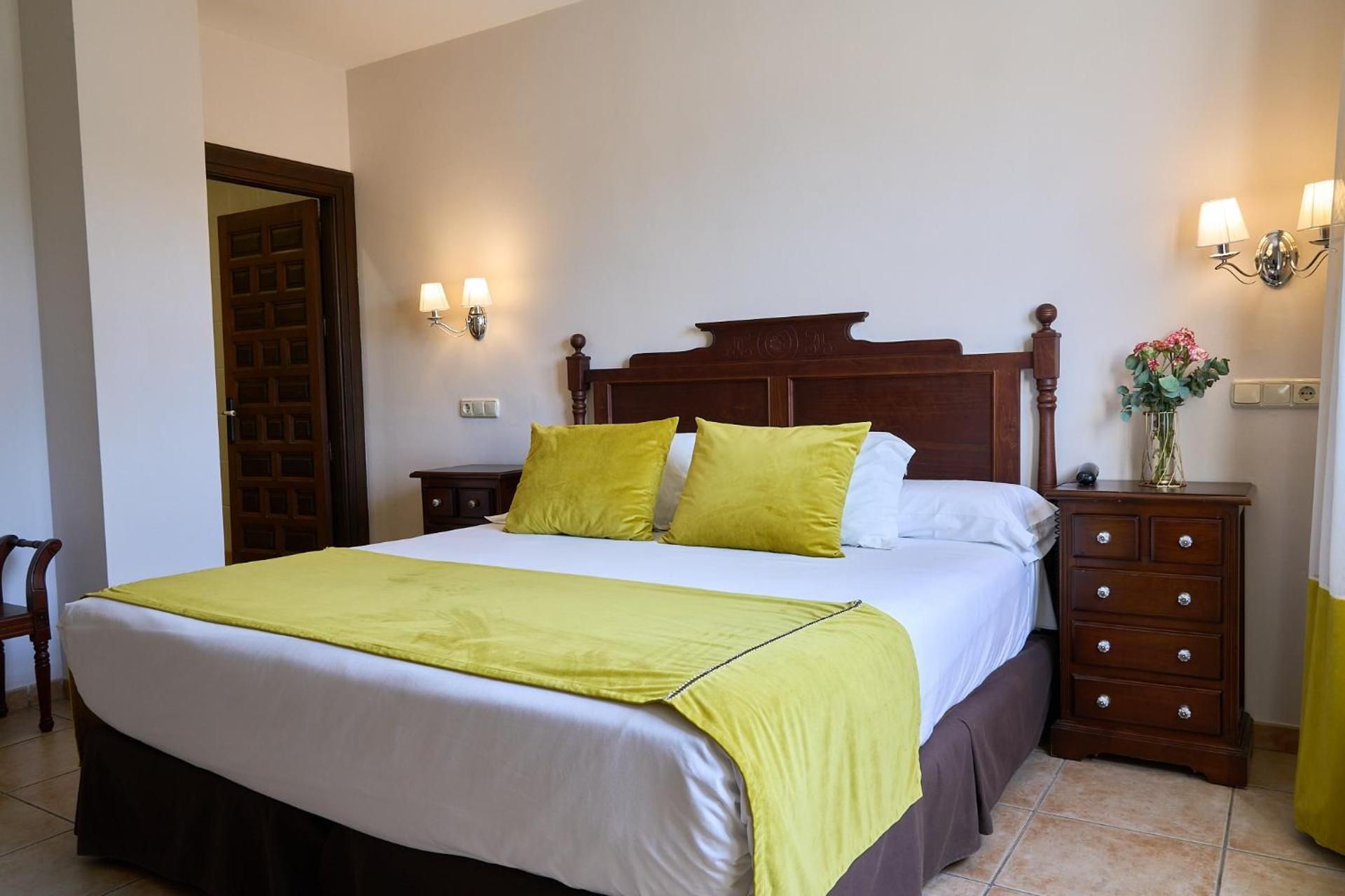 Double Queen Room